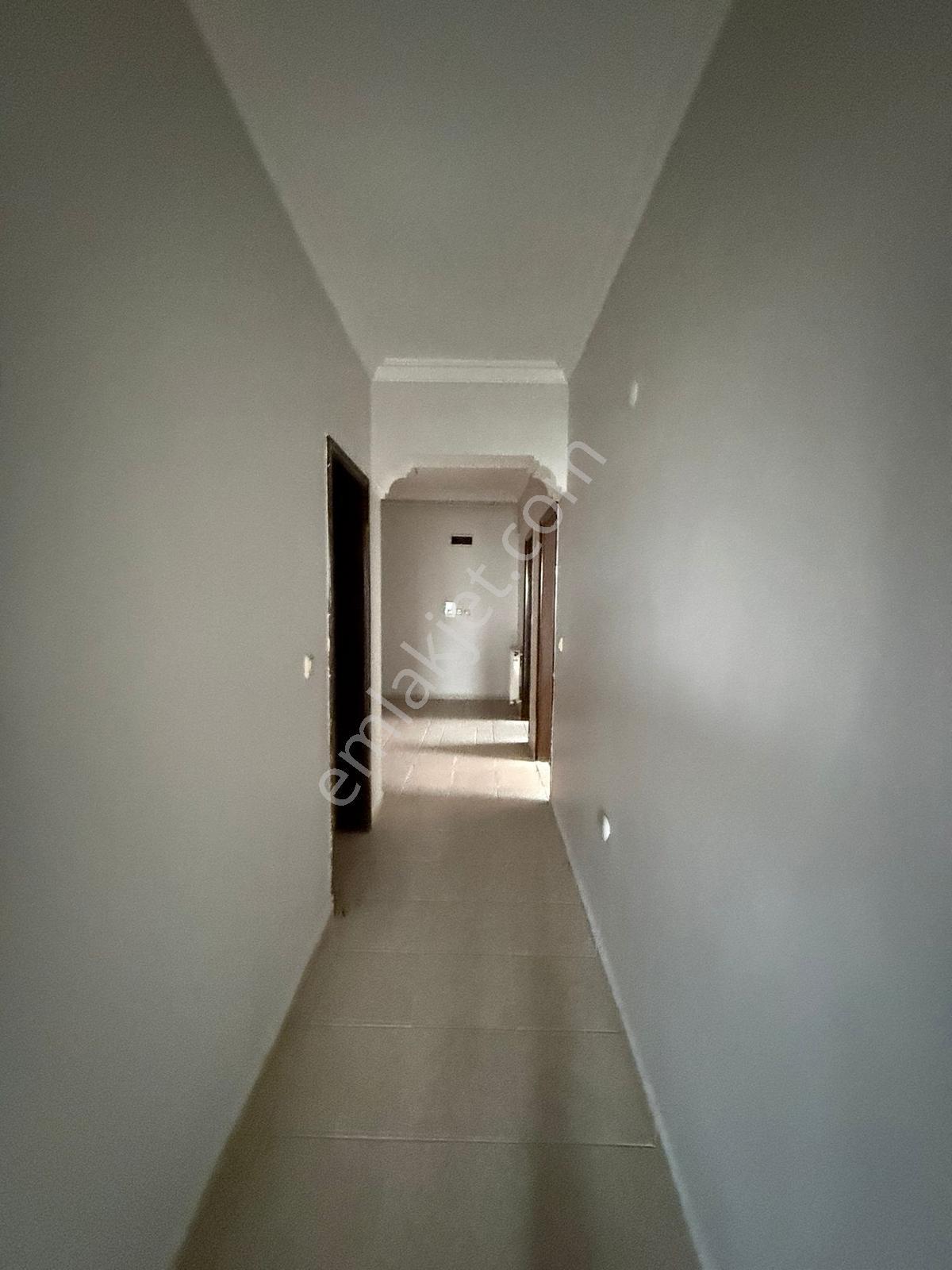Beylikdüzü Barış Mahallesin De Boş Temiz Satılık 3+1 Daire Acill - Görsel 19