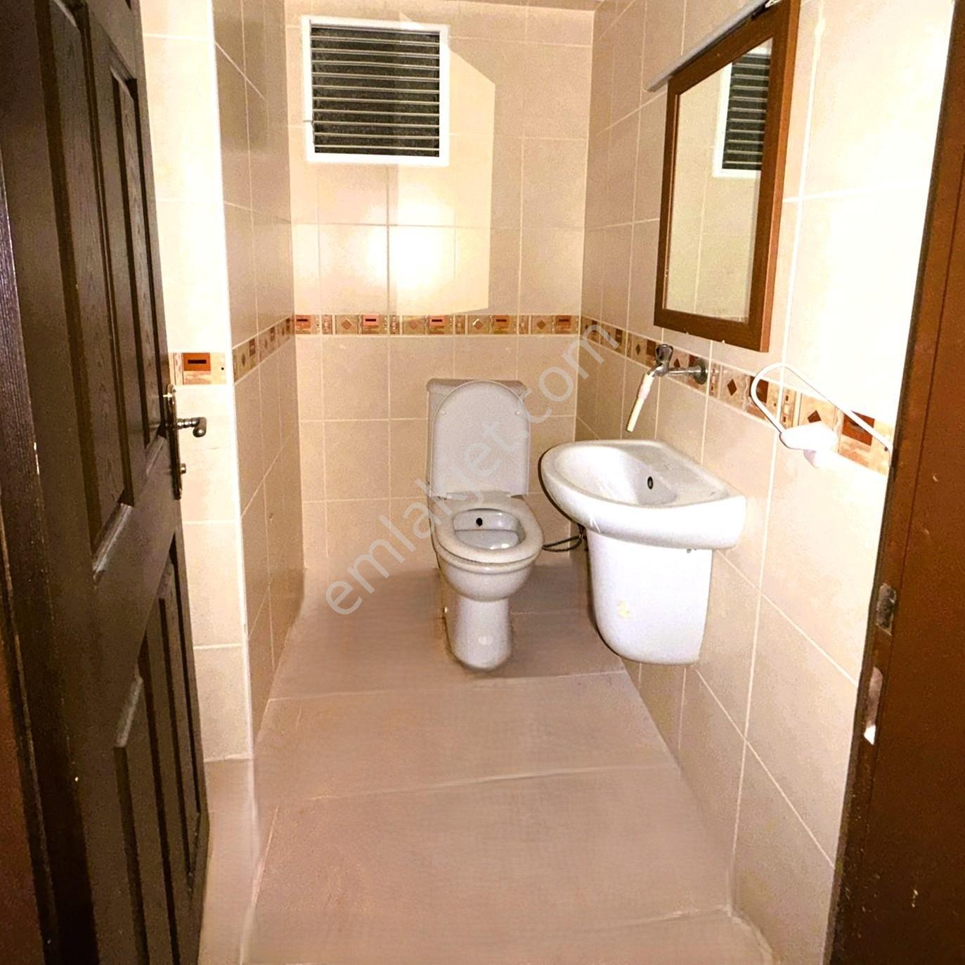 Beylikdüzü Barış Mahallesin De Boş Temiz Satılık 3+1 Daire Acill - Görsel 11