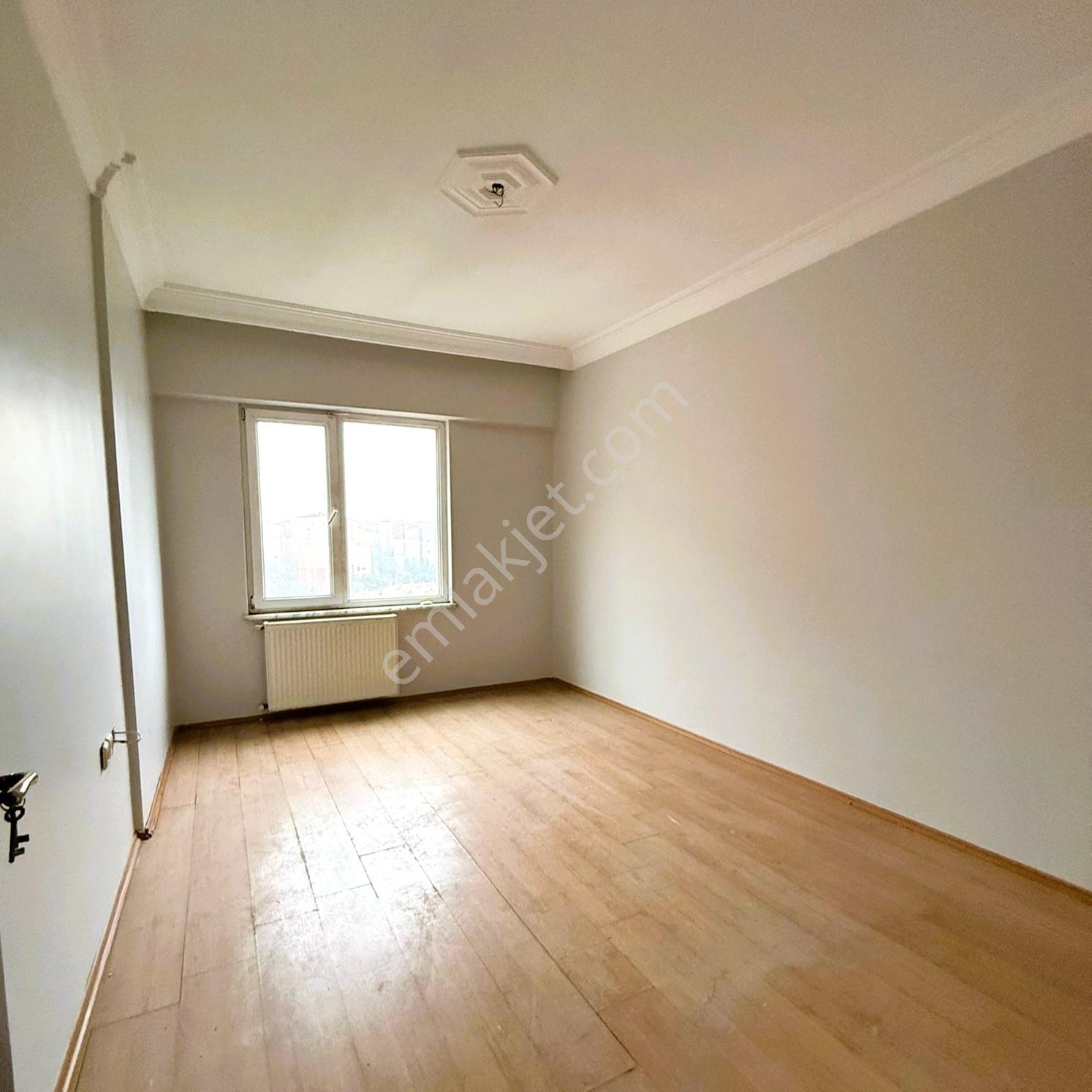 Beylikdüzü Barış Mahallesin De Boş Temiz Satılık 3+1 Daire Acill - Görsel 13