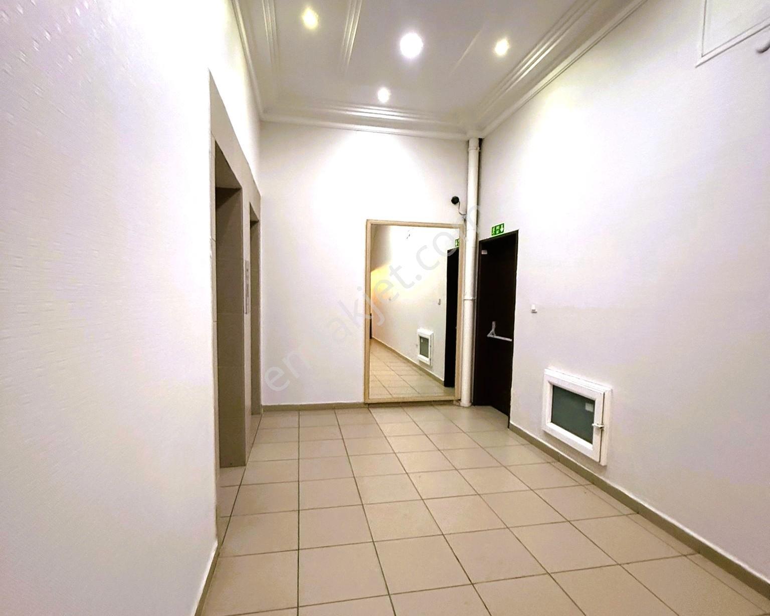 Beylikdüzü Barış Mahallesin De Boş Temiz Satılık 3+1 Daire Acill - Görsel 4