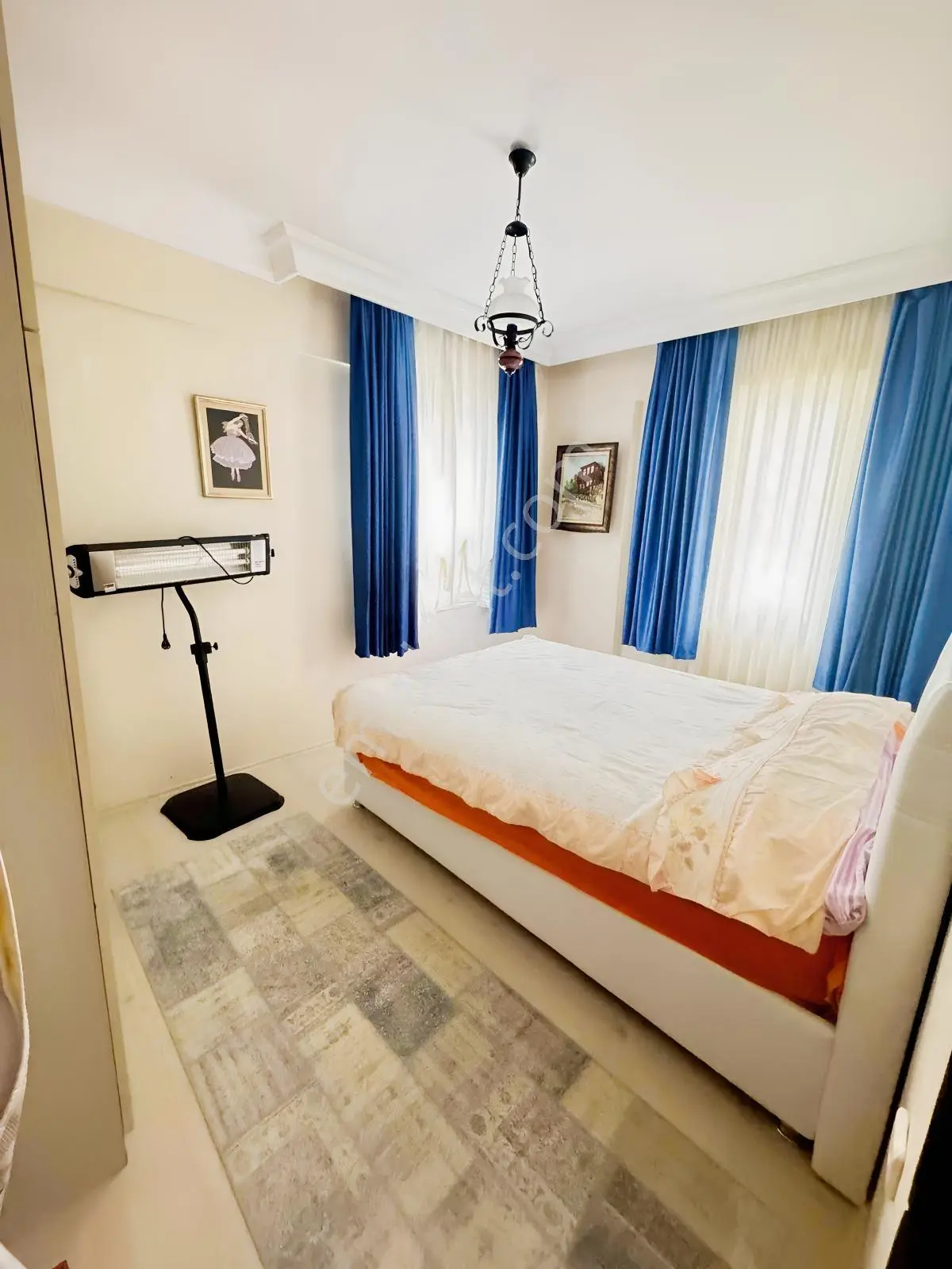 Deniz Manzaralı Denize Sıfır Sitede 2+1 Eşyalı Satılık Daire - Görsel 2