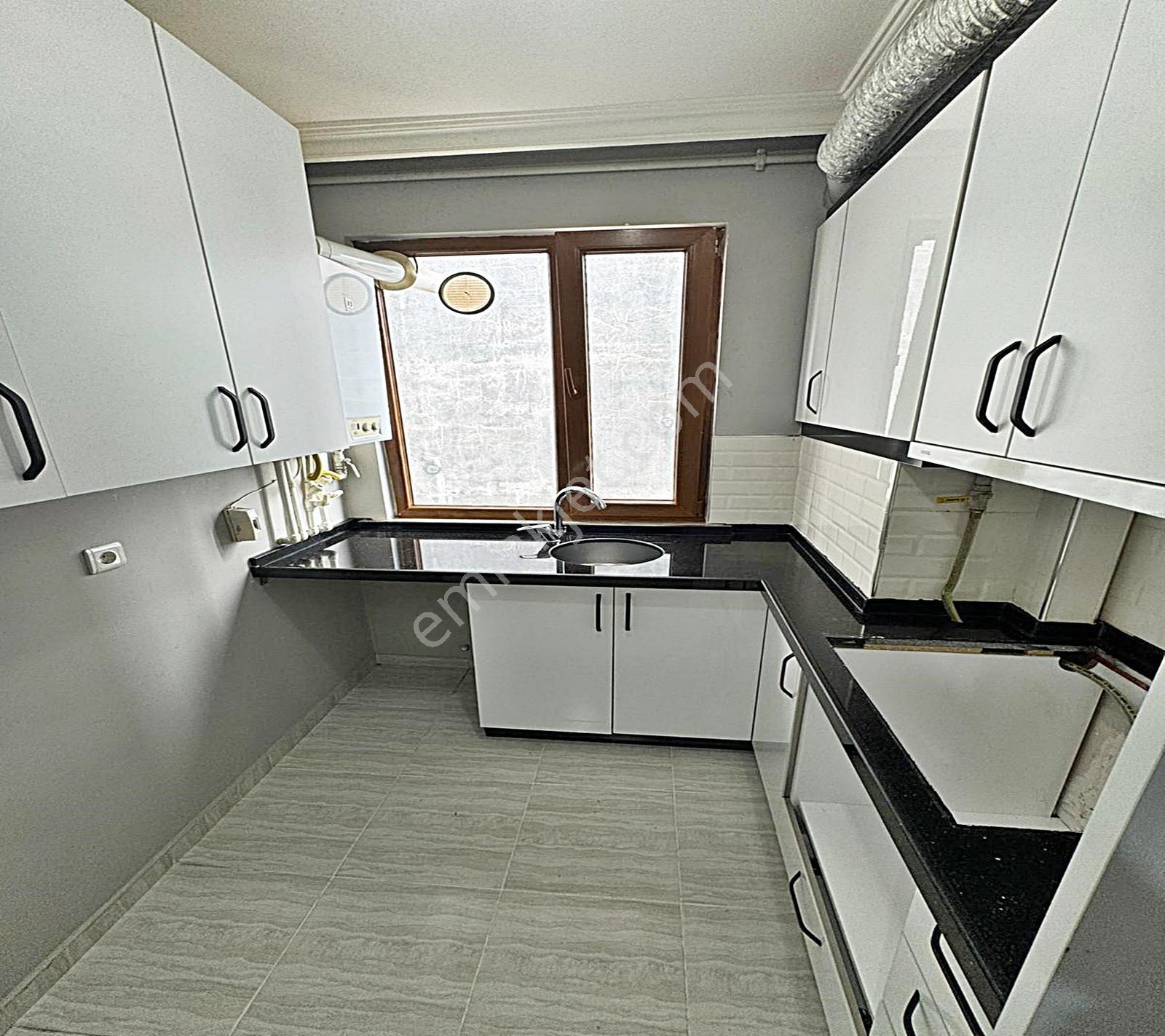 Taşdelen Merkezde Caddeye Yakın Arakat 2+1 Kiralık Daire - Görsel 28