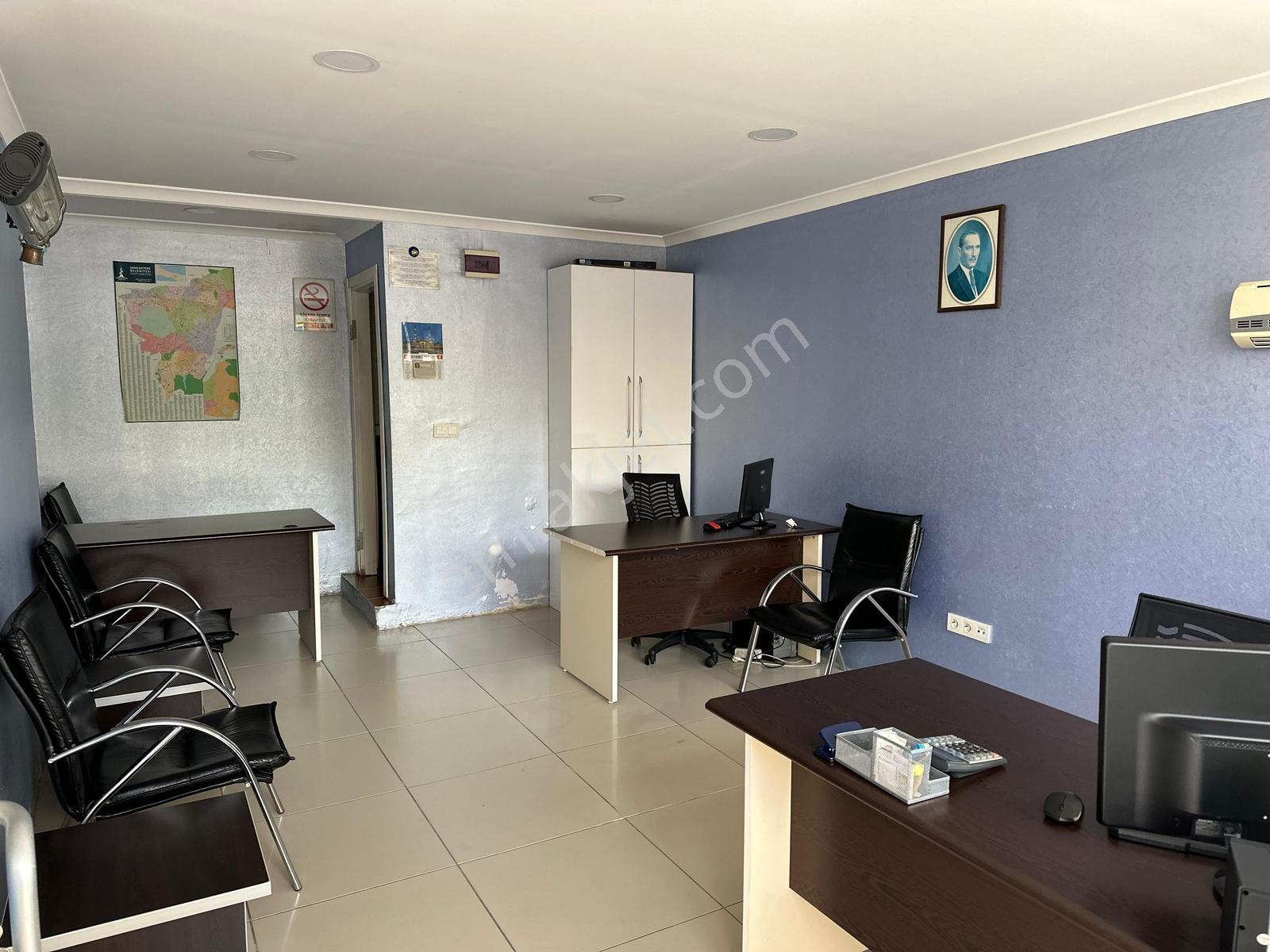 Sancaktepe Sarıgazi'de Lise Caddesinde Kiralık 200 M2 Dükkan - Görsel 6