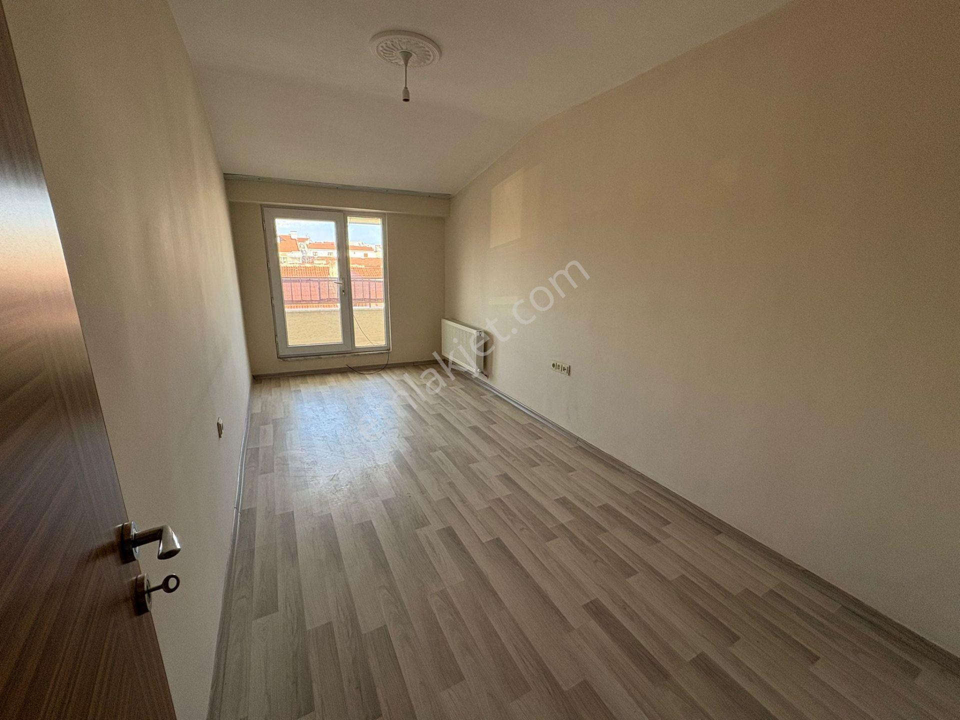 Büyükdere Mh Geniş Balkonlu Kullanışlı 3+1 Dubleks Daire Ko-1 - Görsel 10