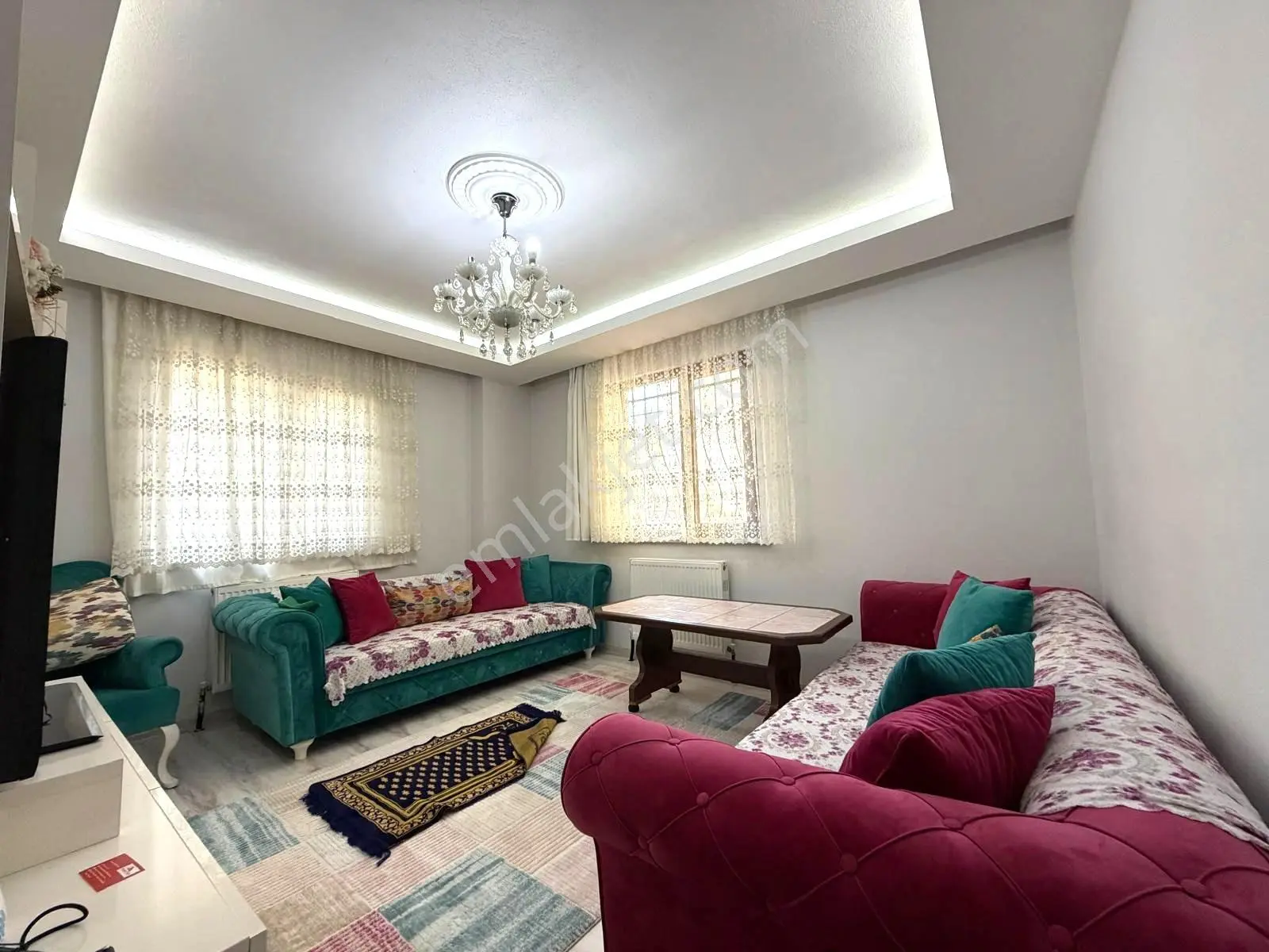 Mustafa Paşa Çarşı 2+1 İskanlı Ön Cephe 80m² Kaçoırılmaz Daire