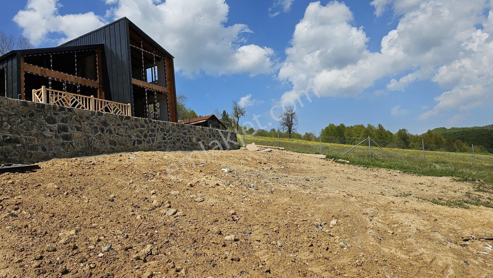 İznik Kutluca'da Satılık 329 M² Villa,konut İmarlı Arsa