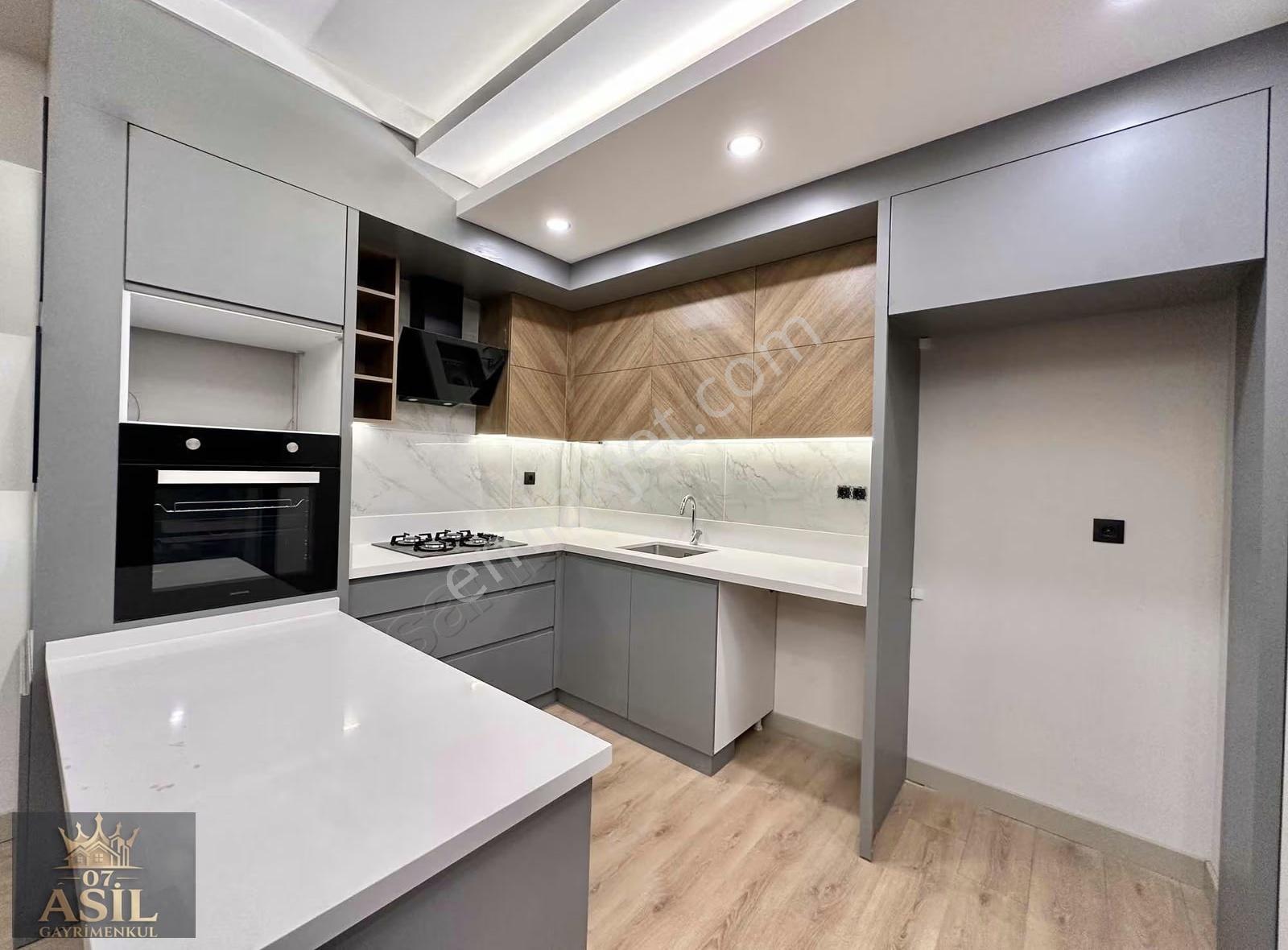 Yeni Nesil Yaşam Sunan Sitede 1+1 Daire - Görsel 13