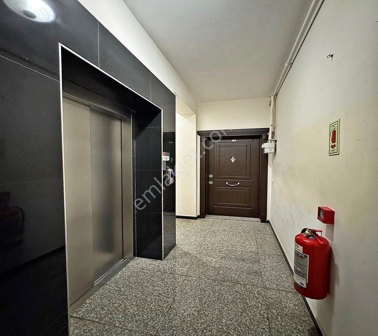 Ümraniye Tatlısu'da Site İçi Kapalı Otoparklı 3+1 Satılık Daire - Görsel 26