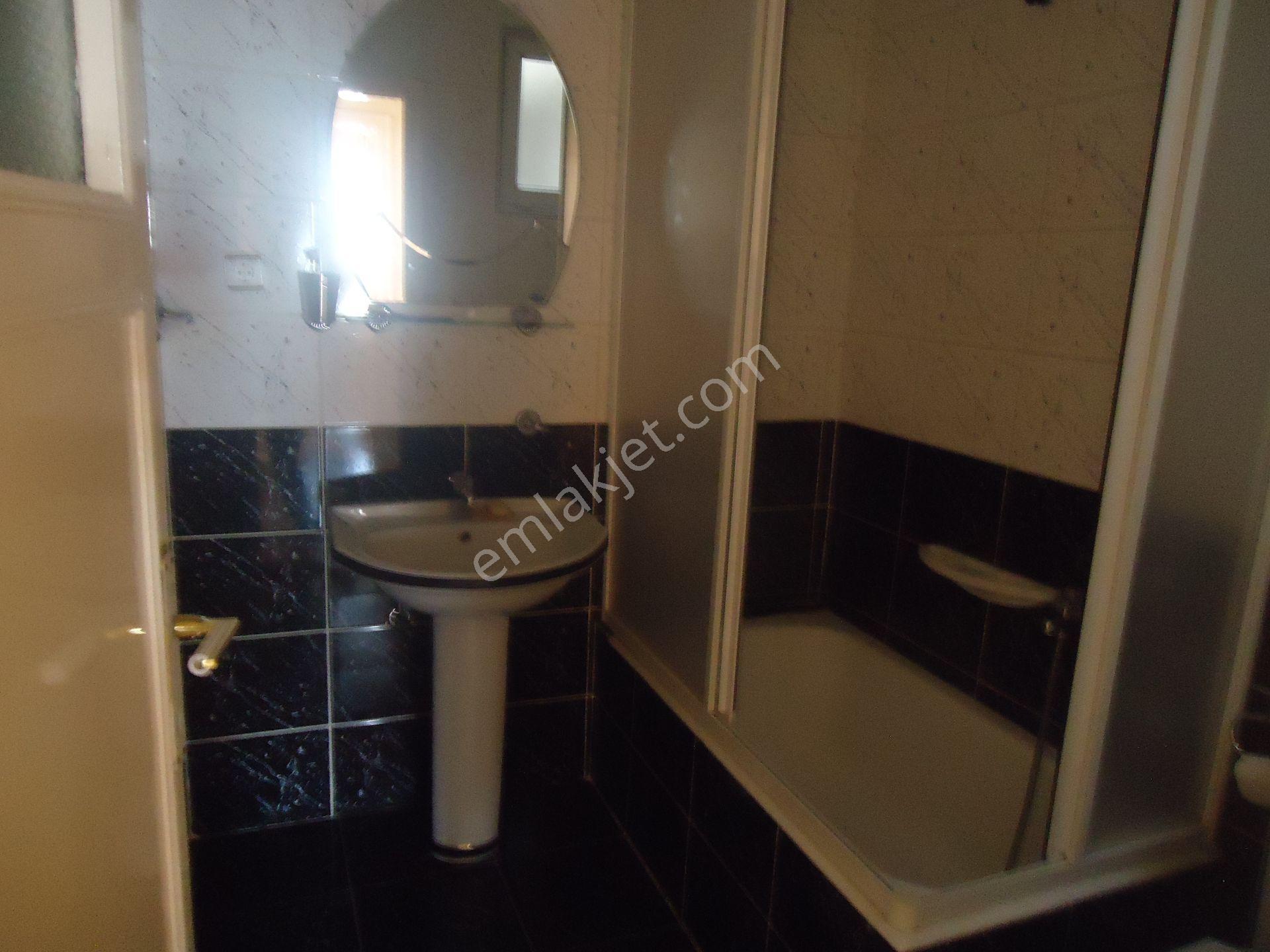 Aydınlıkevlerde 3+1 Kiralık Daire Gizem Emlaktan - Görsel 13