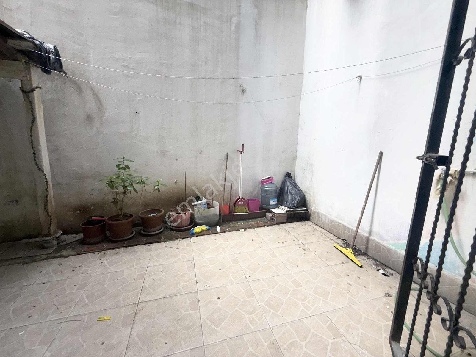 Demir İnşaat Eyüp Te Tranwaya Yakın 2+1 10 Yıllık Bahçe Katı - Görsel 18