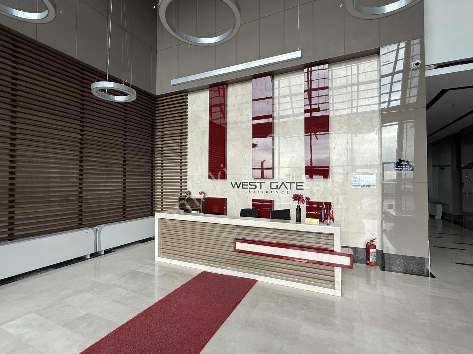 Acil! Fiyat Düştü! West Gate Full Eşyalı Manzaralı Boş 1+1 Daire - Görsel 20