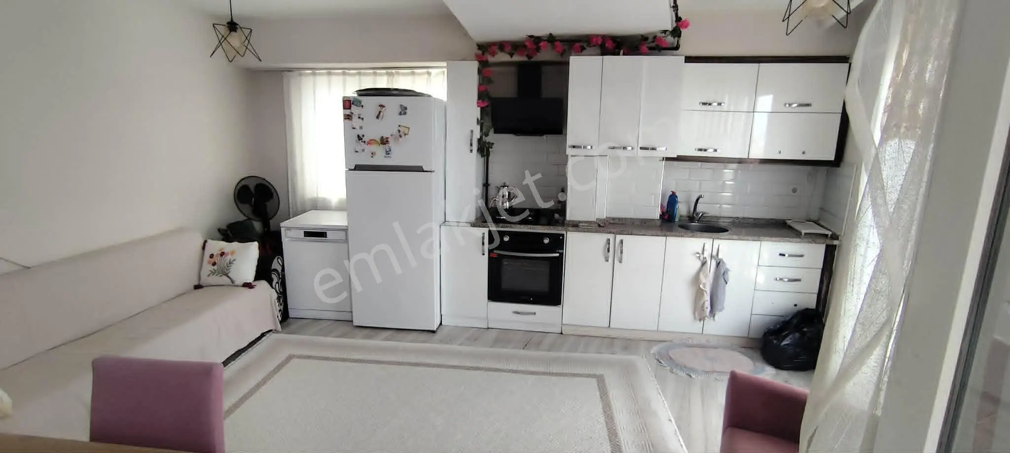 İlbadı Mahallesinde 2+1/80 M2 Doğalgazlı Klimalı Balkon Açık Mutfak Daire 2.550.000 Tl - Görsel 4