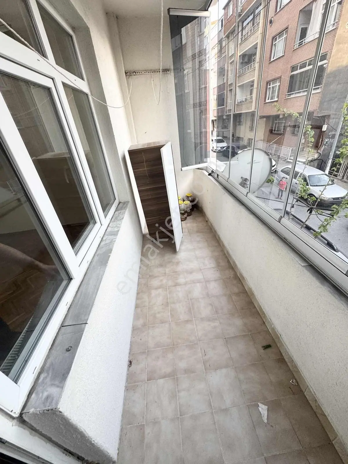 Yoldaş İnşaat'tan Kiralık 120 M2 2+1 1.kat Daire - Görsel 2