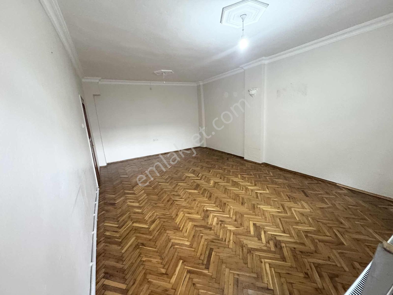 Yoldaş İnşaat'tan Kiralık 120 M2 2+1 1.kat Daire - Görsel 8