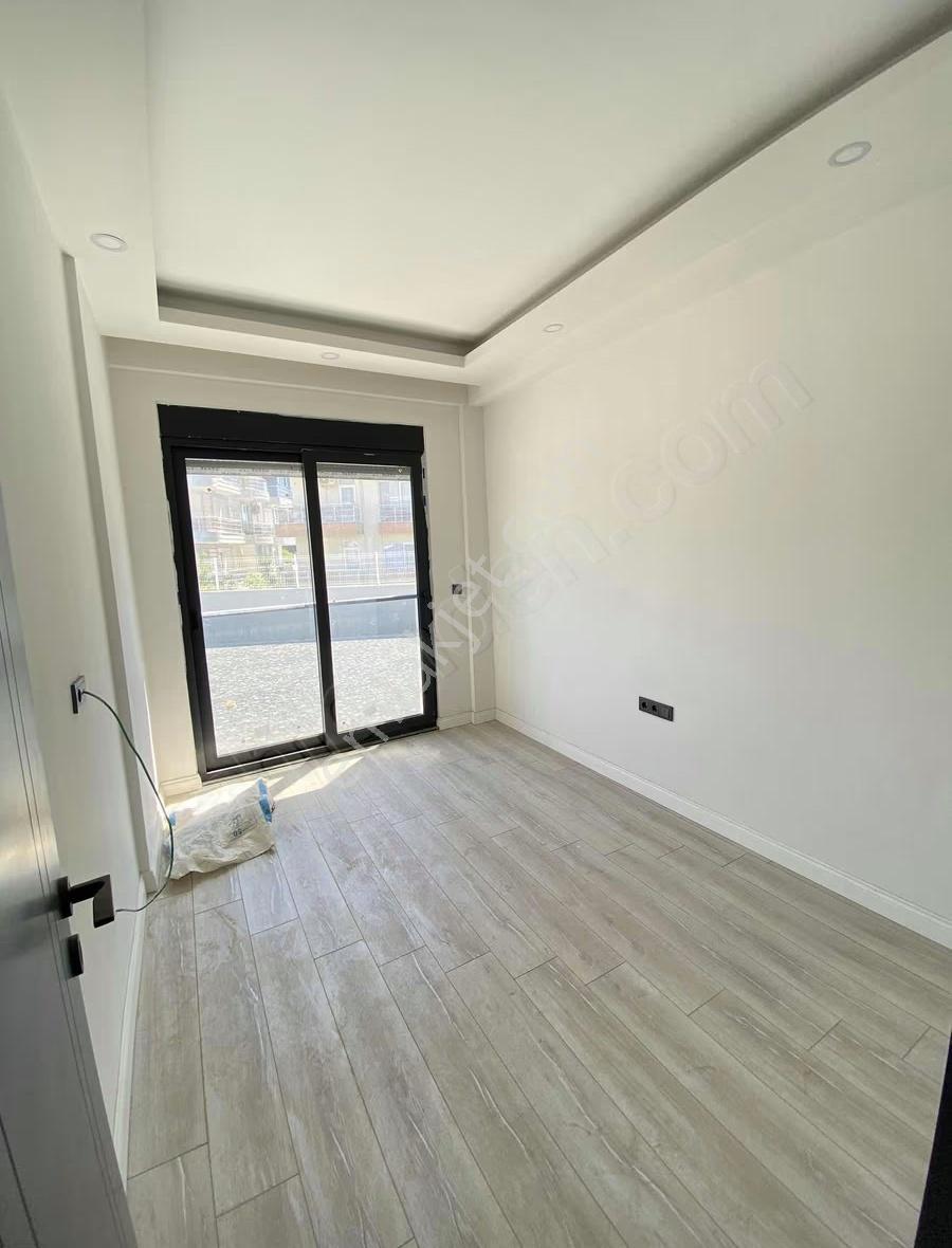Ilıca Mahallesi'nde 2 + 1 Havuzlu Dairemiz Kiralıktır - Görsel 12