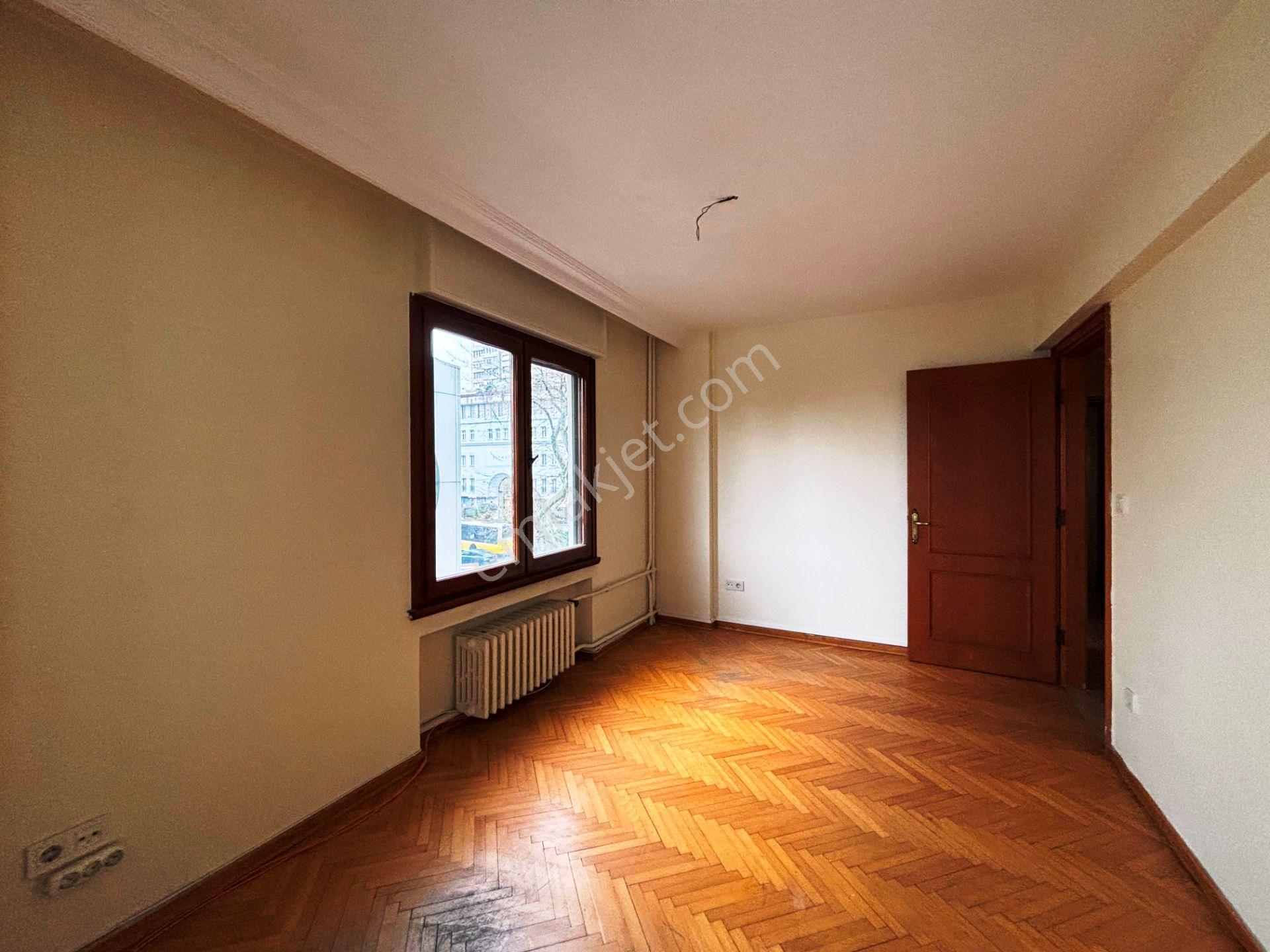 Bağdat Caddesi Beymen Karşısı 130m2 Asansörlü 2.kat Kiralık Ofis - Görsel 9