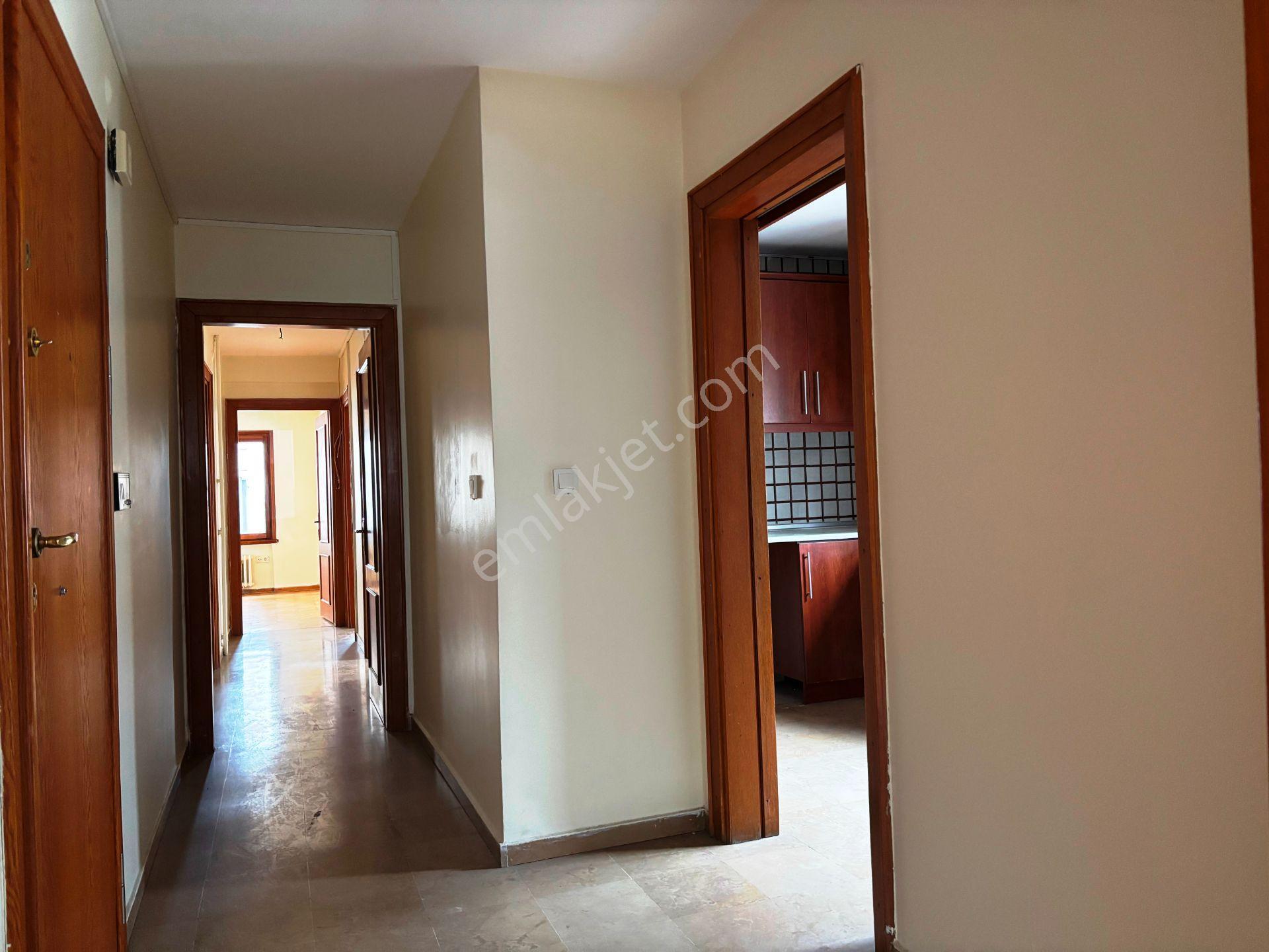 Bağdat Caddesi Beymen Karşısı 130m2 Asansörlü 2.kat Kiralık Ofis - Görsel 20