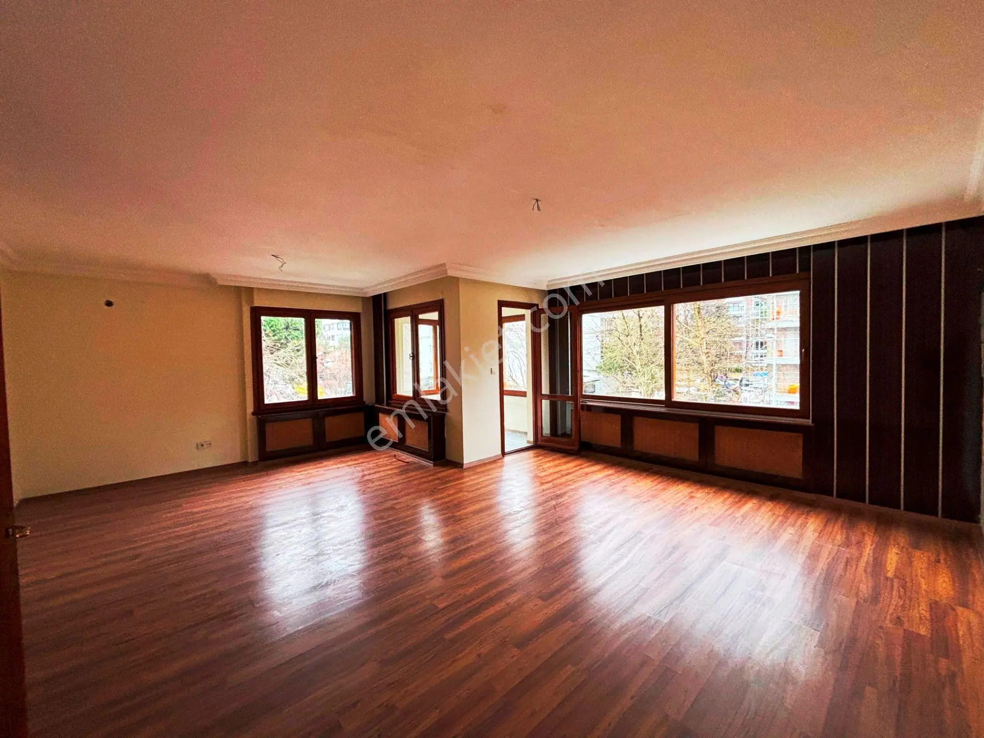 Bağdat Caddesi Academic Klinik Yanı 2.kat Kullanışlı Kiralık 3+1 - Görsel 2