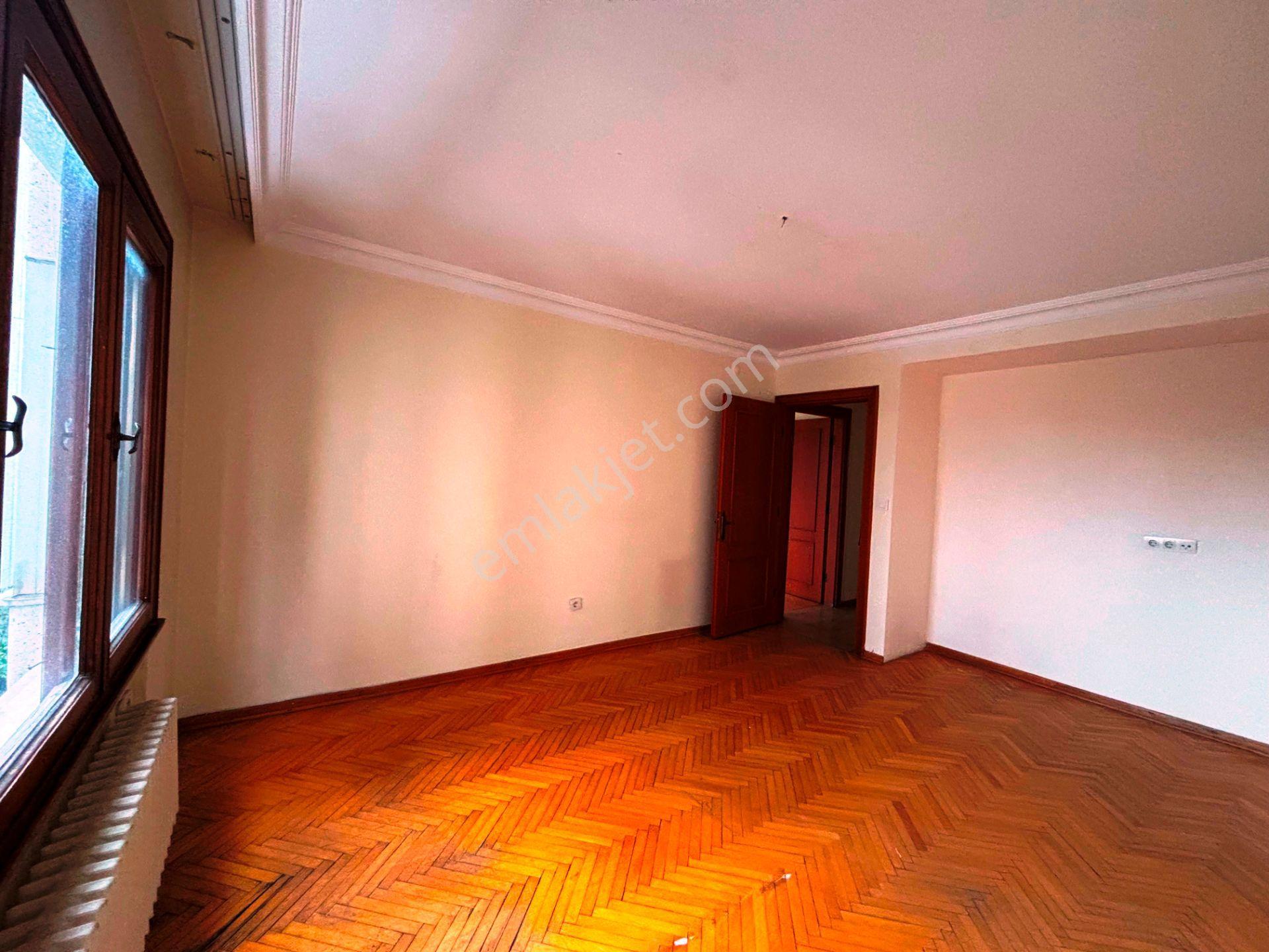 Bağdat Caddesi Academic Klinik Yanı 2.kat Kullanışlı Kiralık 3+1 - Görsel 11