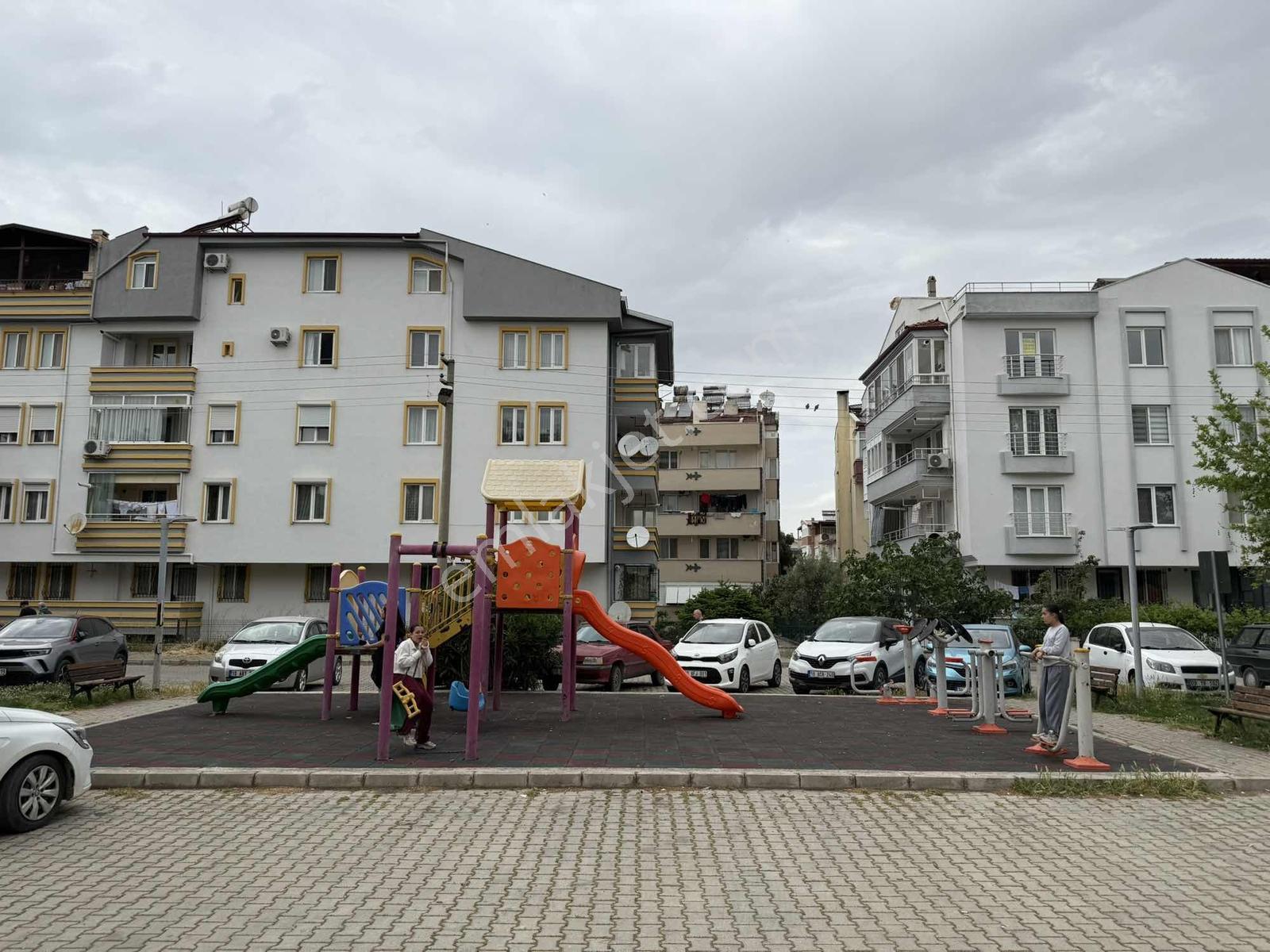 Esnaftan Merkezi Konumda Site İçerisinde 3+1 Daire - Görsel 12