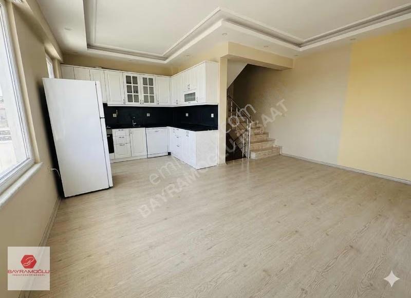Karasu'da Deniz Manzaralı, Teraslı, 3+1 Dubleks Daire - Görsel 8