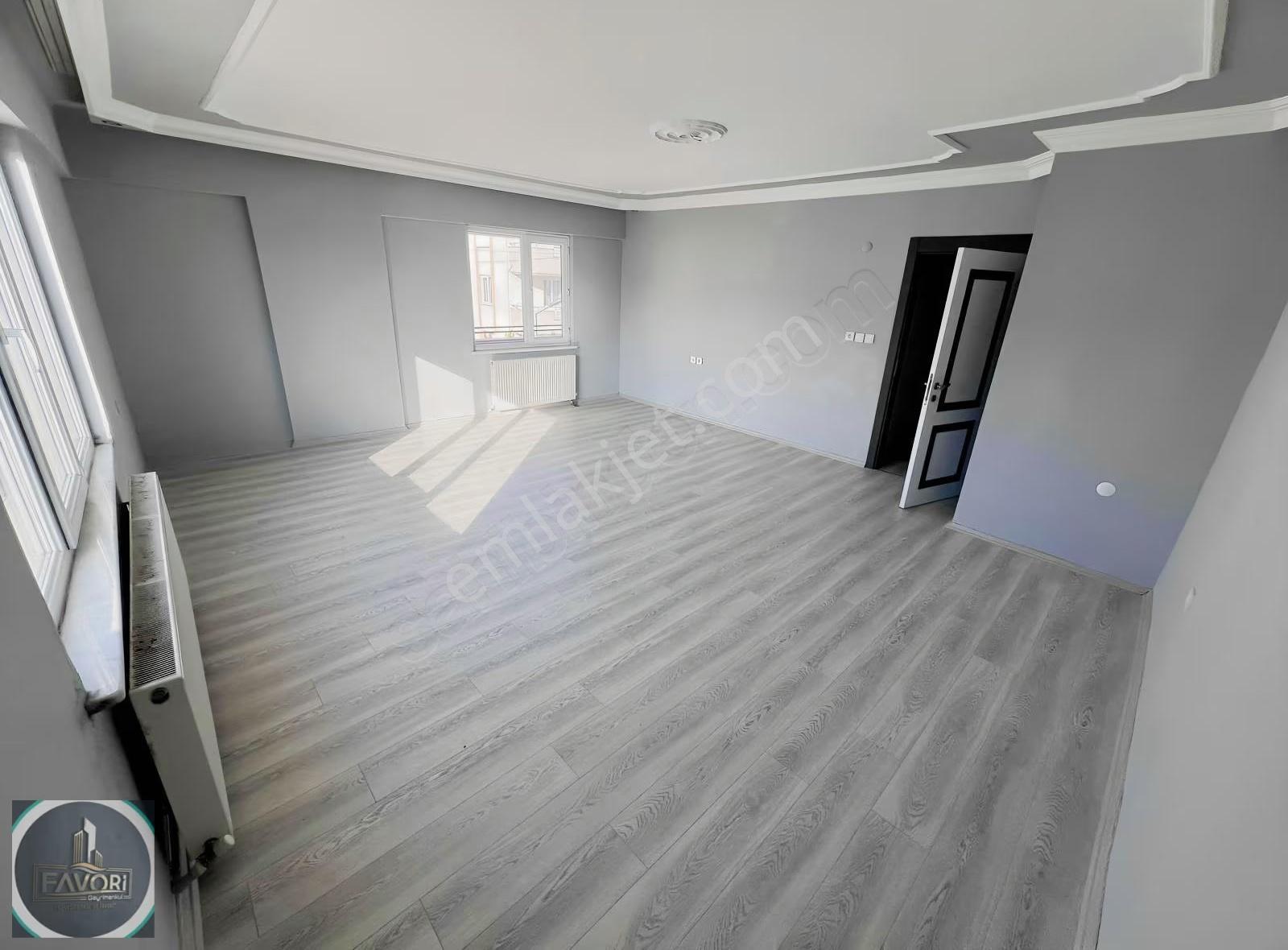 Mükemmel Konum Geniş Ferah Odalar By Pasta Karşısında 125 M2 - Görsel 2