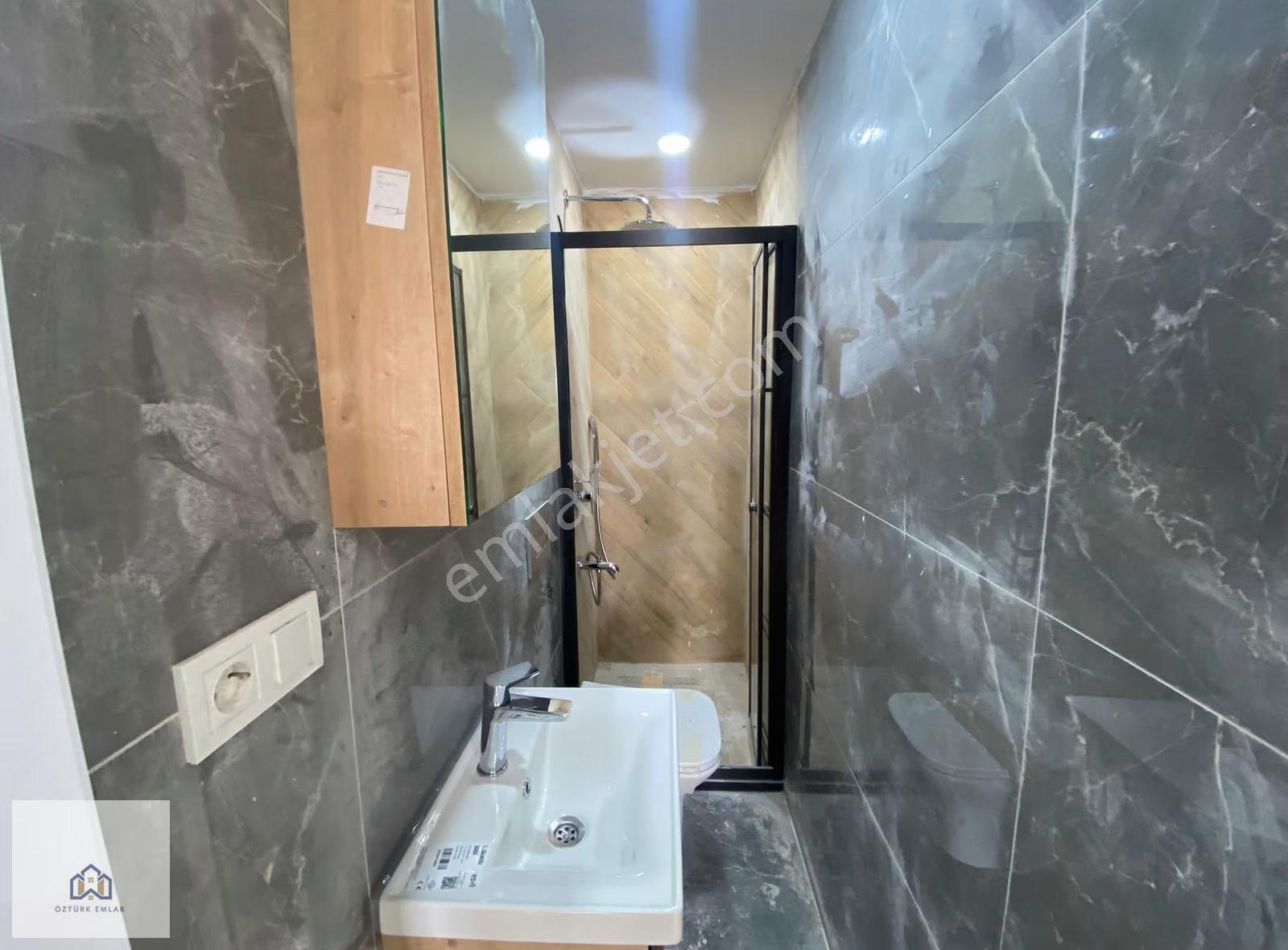 Pendik Batı Mahallesinde 4+2 Prestijli Geniş Teraslı Daire - Görsel 6