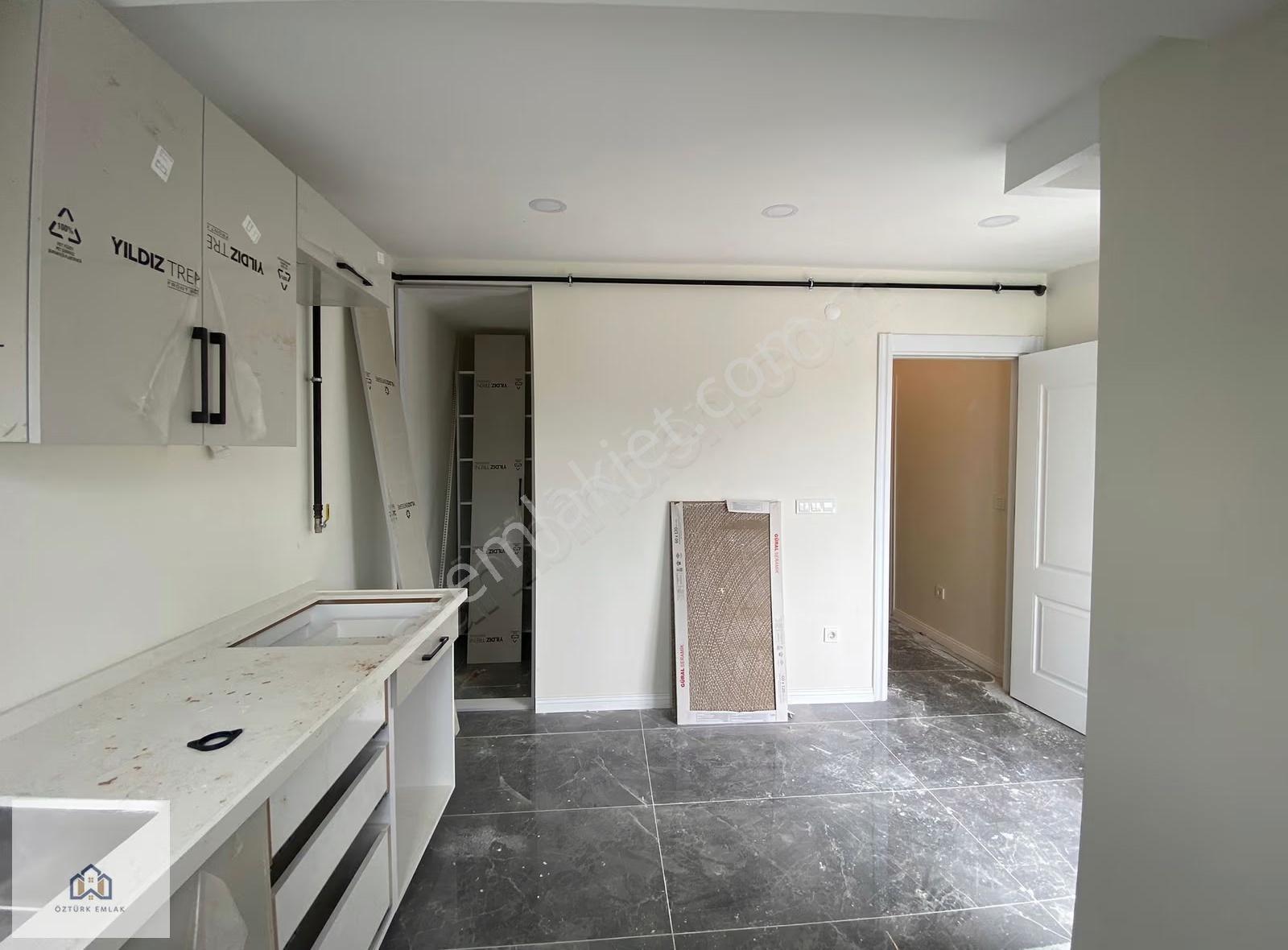 Pendik Batı Mahallesinde 4+2 Prestijli Geniş Teraslı Daire - Görsel 29