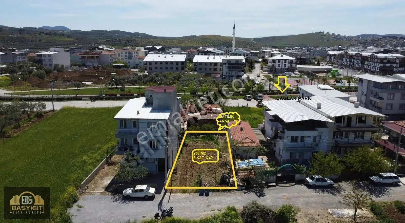 Cumhuriyet Mah.çağlak Parkı Yakını 258m2,3 Kat-%40 İmarlı Arsa