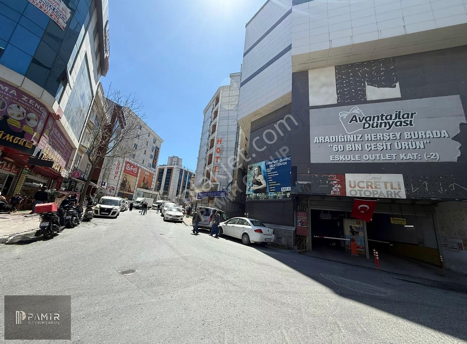 Esenyurt Meydan'da Köşe Başı Boş Masrafsız Devren Kiralık Dükkan - Görsel 9