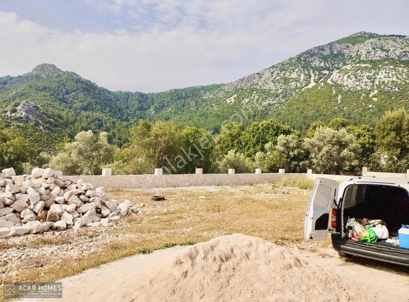 Seydikemer Boğaziçi 745/940 M2 İki Parsel Köy İçi İmarlı Satılık - Görsel 2