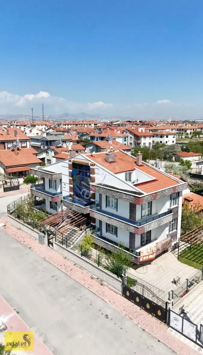 Çatalhüyük Mahallesinde Komple Yapılı Müstakil Ev