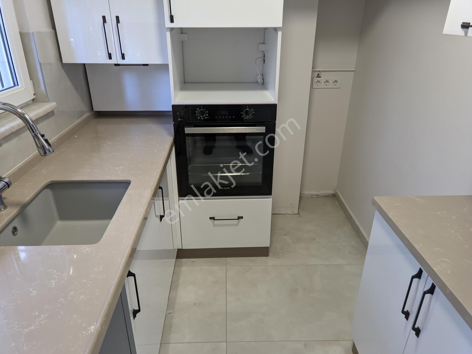 B. Caddesi & Marmaray Yakını Yatırım Değerli 2+1 Kombili 100m² - Görsel 14