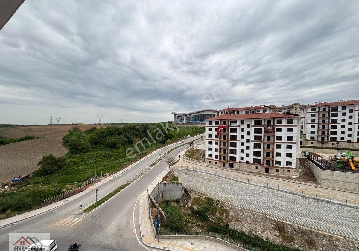 Arda Emlak Ofisi’nden Yeni Devlet Hastanesi Yakını Her Şey Dahil Kısmi Eşyalı Daire - Görsel 20