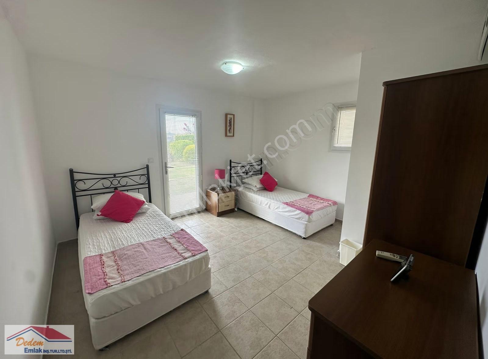 Küçükbük Site İçinde Manzaralı Müstakil Bahçeli Yıllık Kiralık - Görsel 24