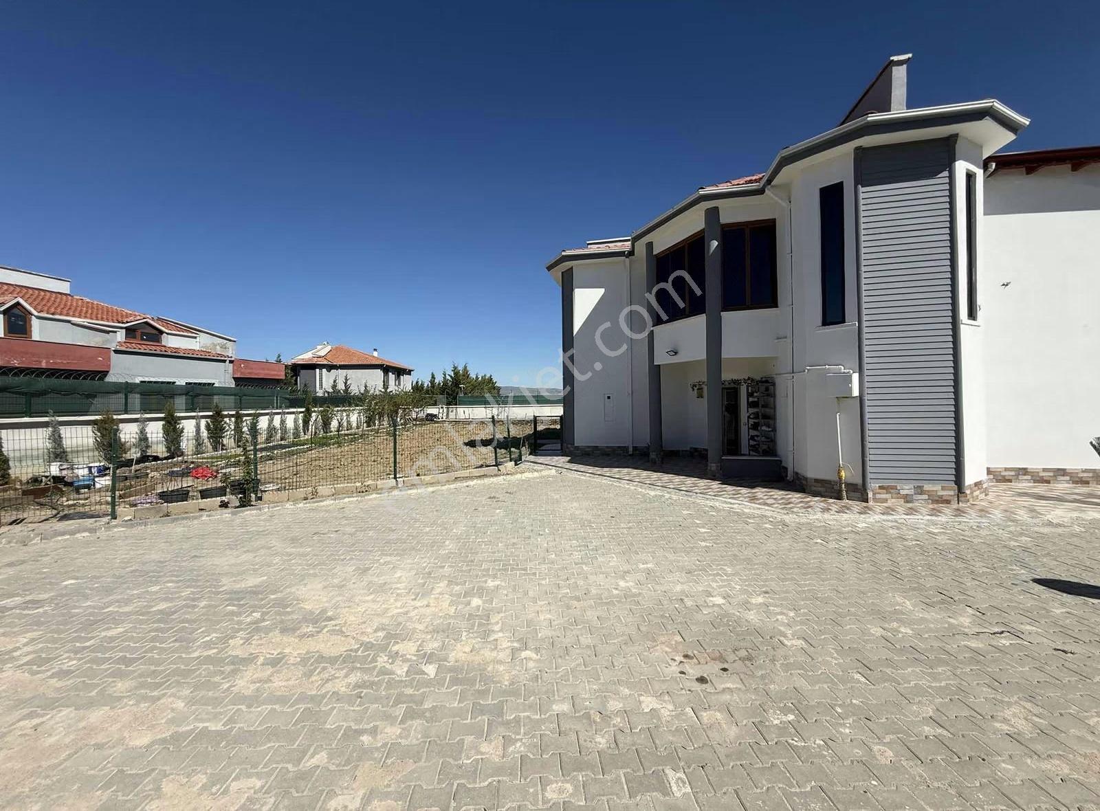 Ballıkpınar'da Satılık 1500 M2 Arsa İçinde 5+1 Villa Full Yapılı - Görsel 2