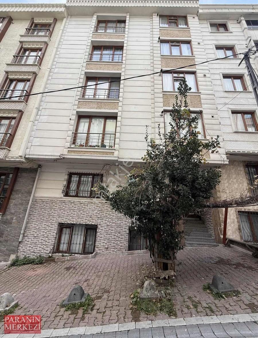 Zafer Mahallesın'de 3+1 Metrobüse Yakın Satılık Daire