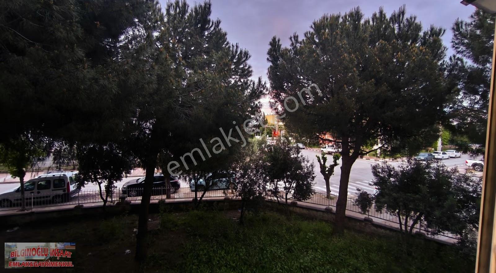 Bilginoğlu Emlaktan Laleli Mahallesi'nde 2+1 Ara Kat Daire - Görsel 14