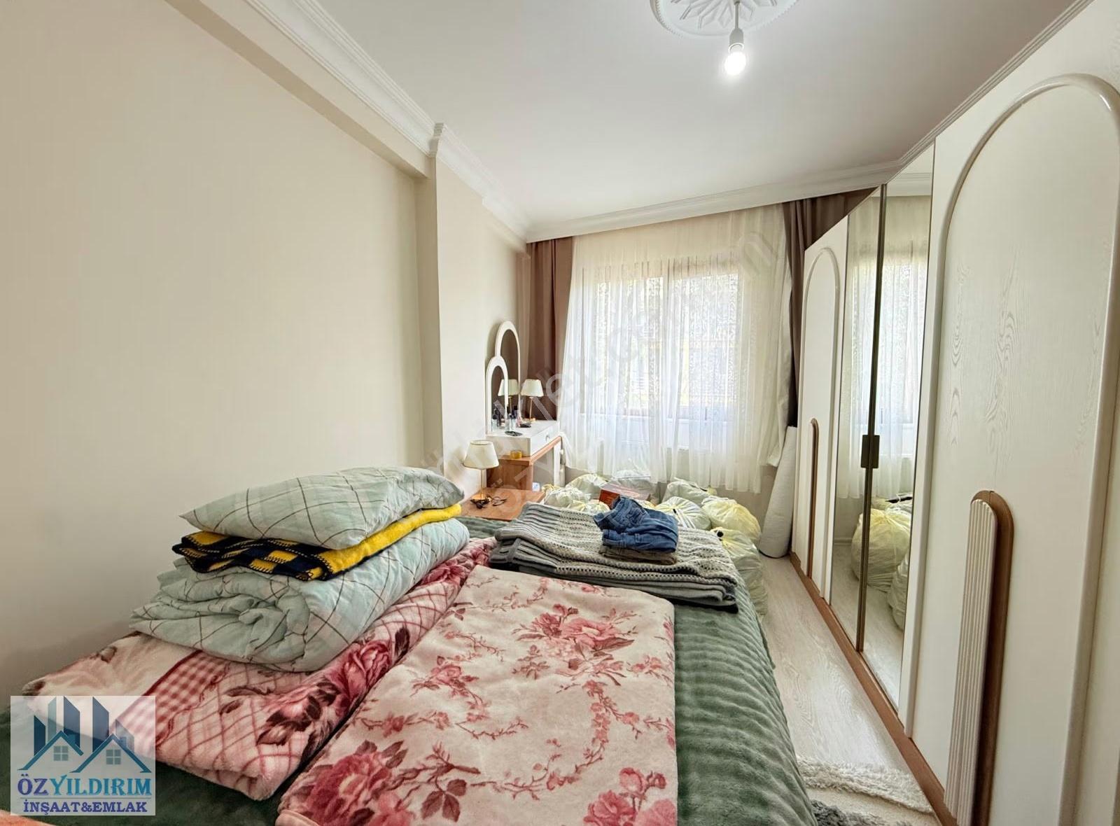Sancaktepe Sarıgazi Merkezde Ara Kat 2+1 Kiralık Daire - Görsel 2