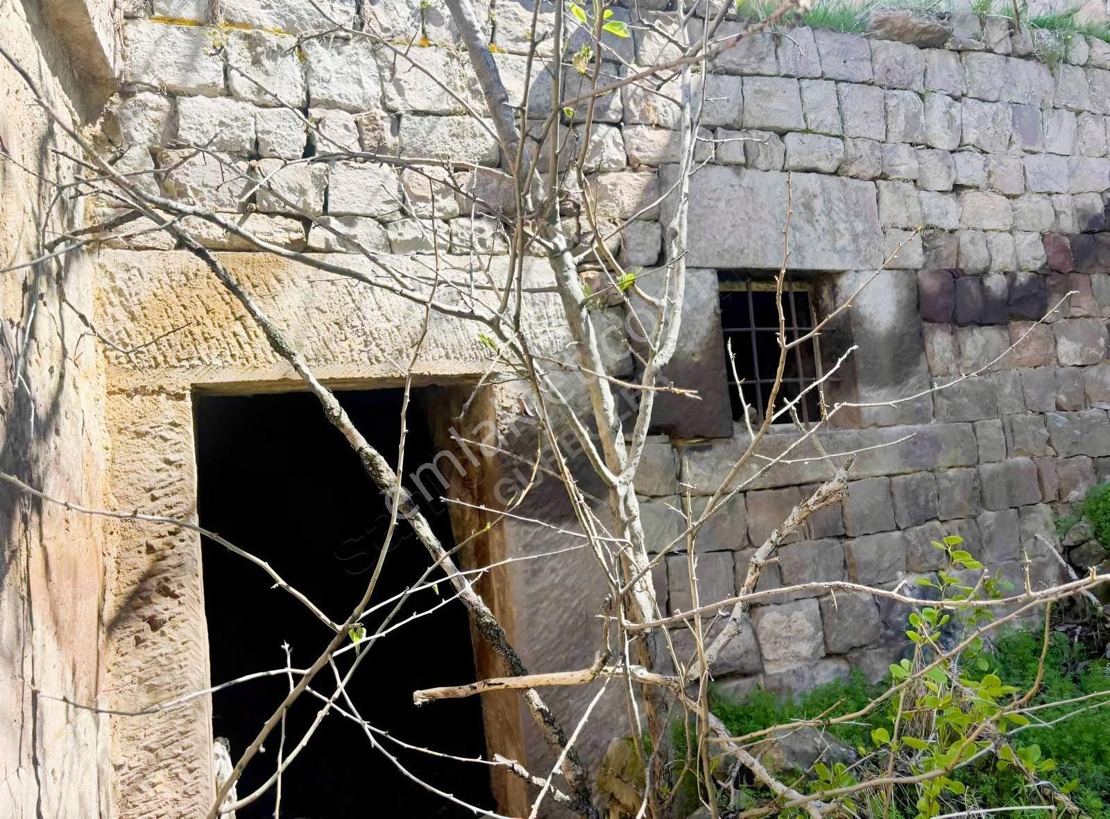 Ağırnas Merkezde Tadilat Gerektiren Müstakil Ev - 248m² - Görsel 28