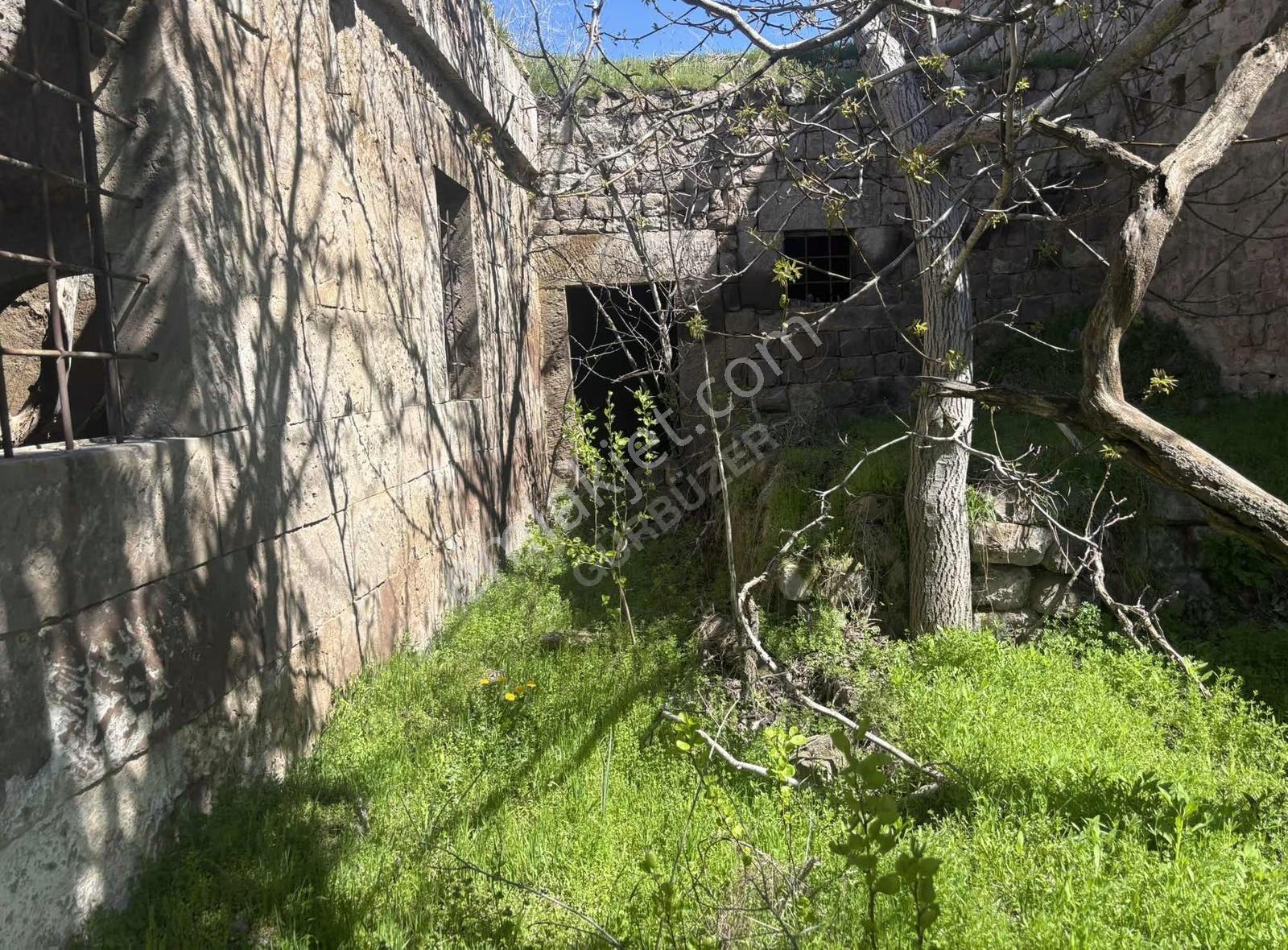Ağırnas Merkezde Tadilat Gerektiren Müstakil Ev - 248m² - Görsel 6