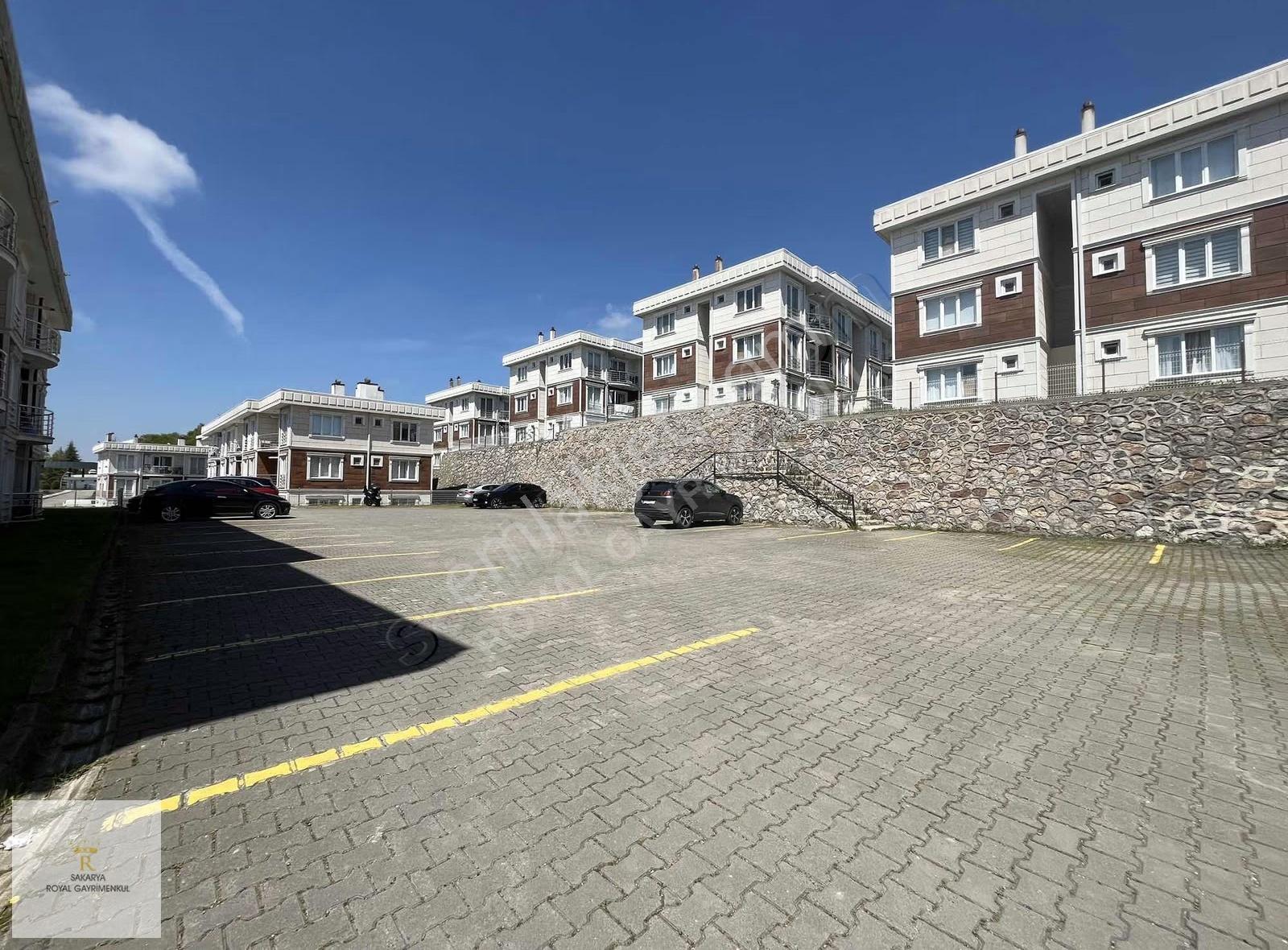 Sakarya Royal'den Loca Rezidans'ta Doğa Manzaralı 2+1 Daire - Görsel 3