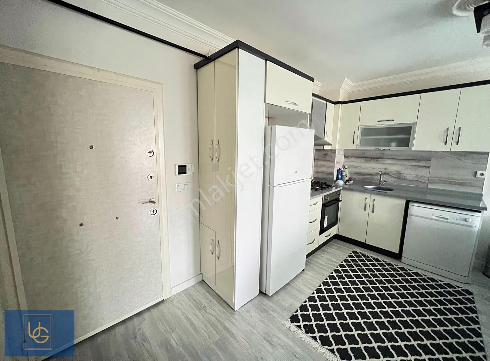 Tramvaya Cephe Eşyalı Lüx Kiralık 1+1 Daire - Görsel 4