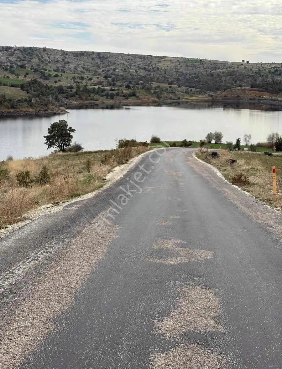 Temenos'tan Gölbaşı'nda Göl Manzaralı Tarla - Görsel 4