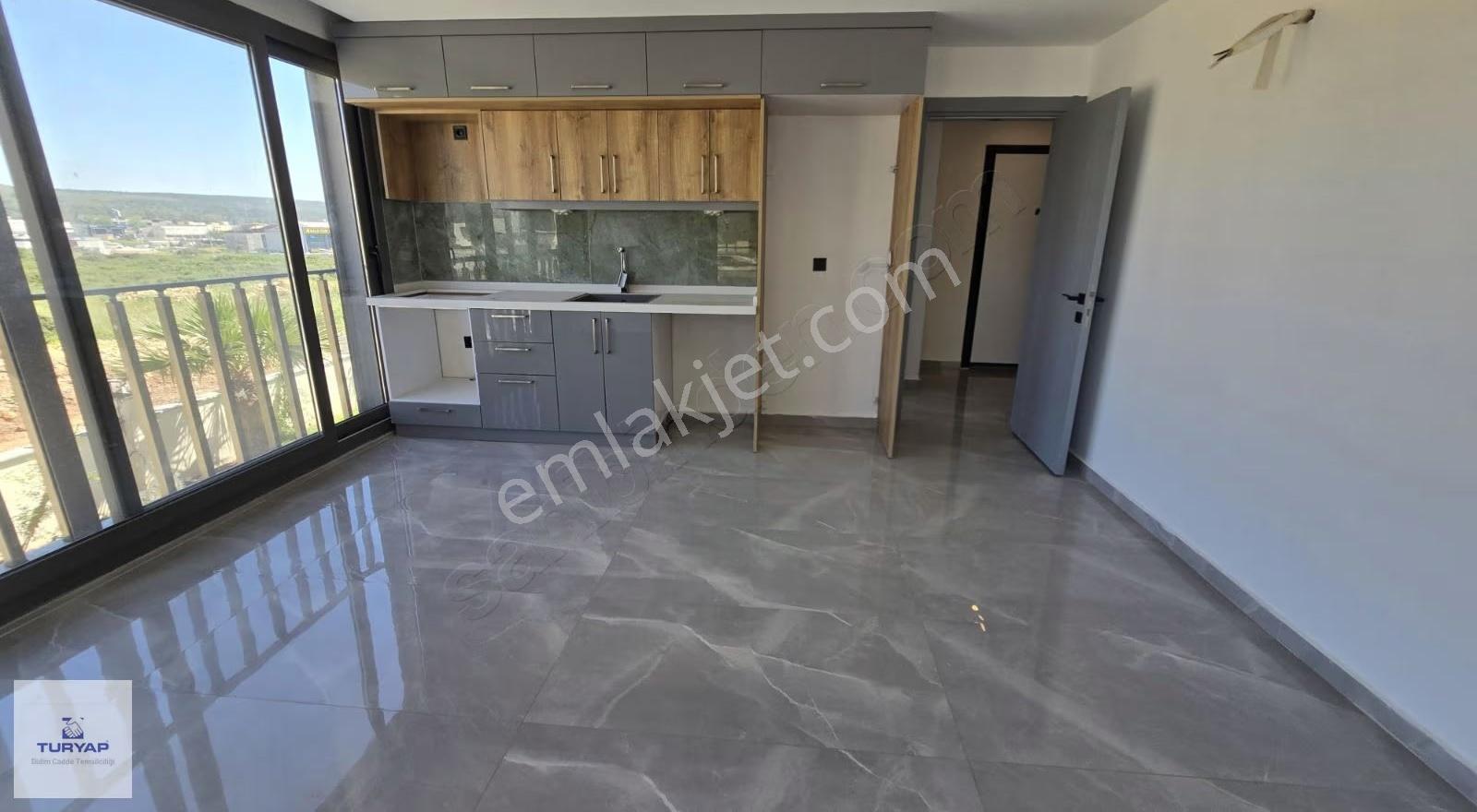 Havuzlu Sitede Sıfır 2+1 Daire - Görsel 9