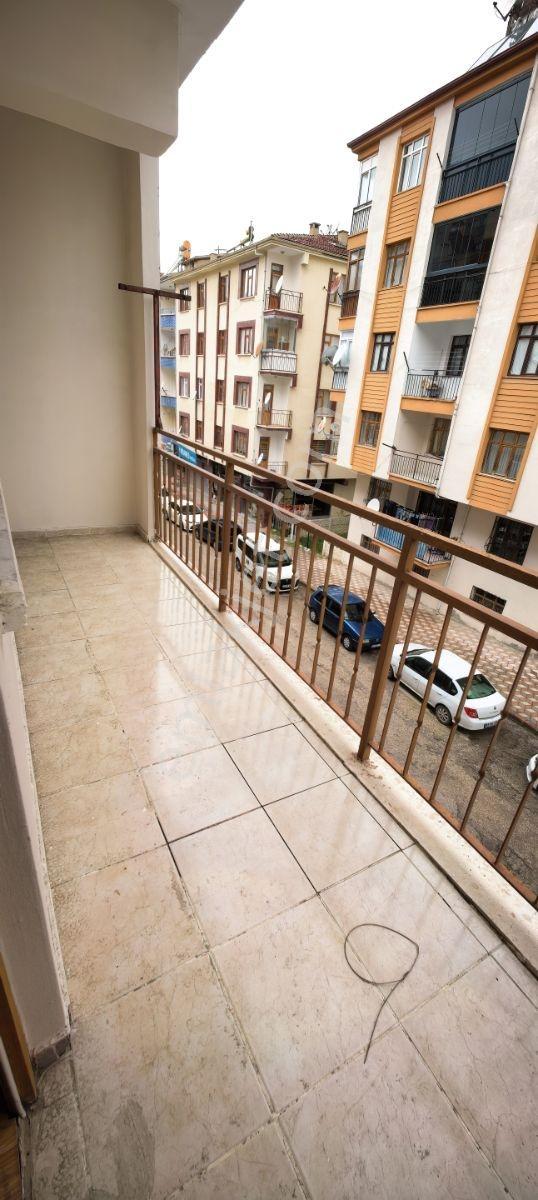 Üniversite Mahallesi'nde Kiralık 3+1 Daire - Görsel 7