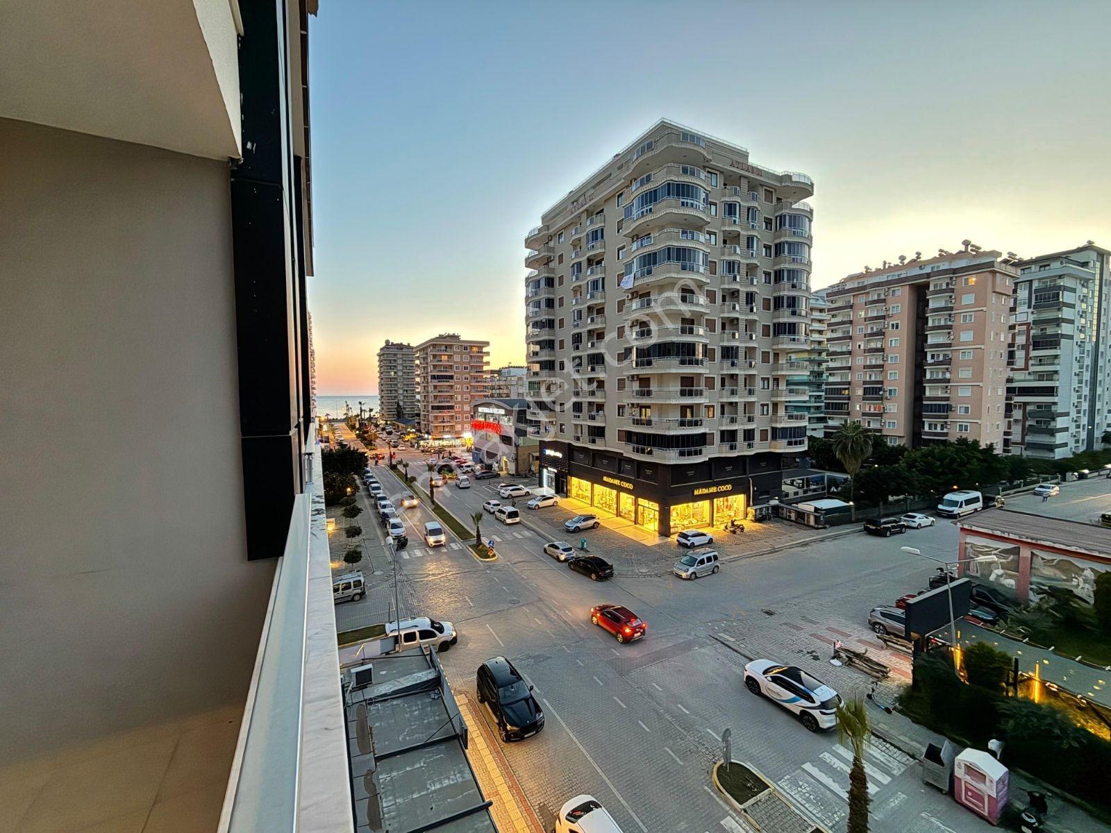 Alanya Mahmutlar 3+1 Ayrı Mutfak Lux Daire - Görsel 19