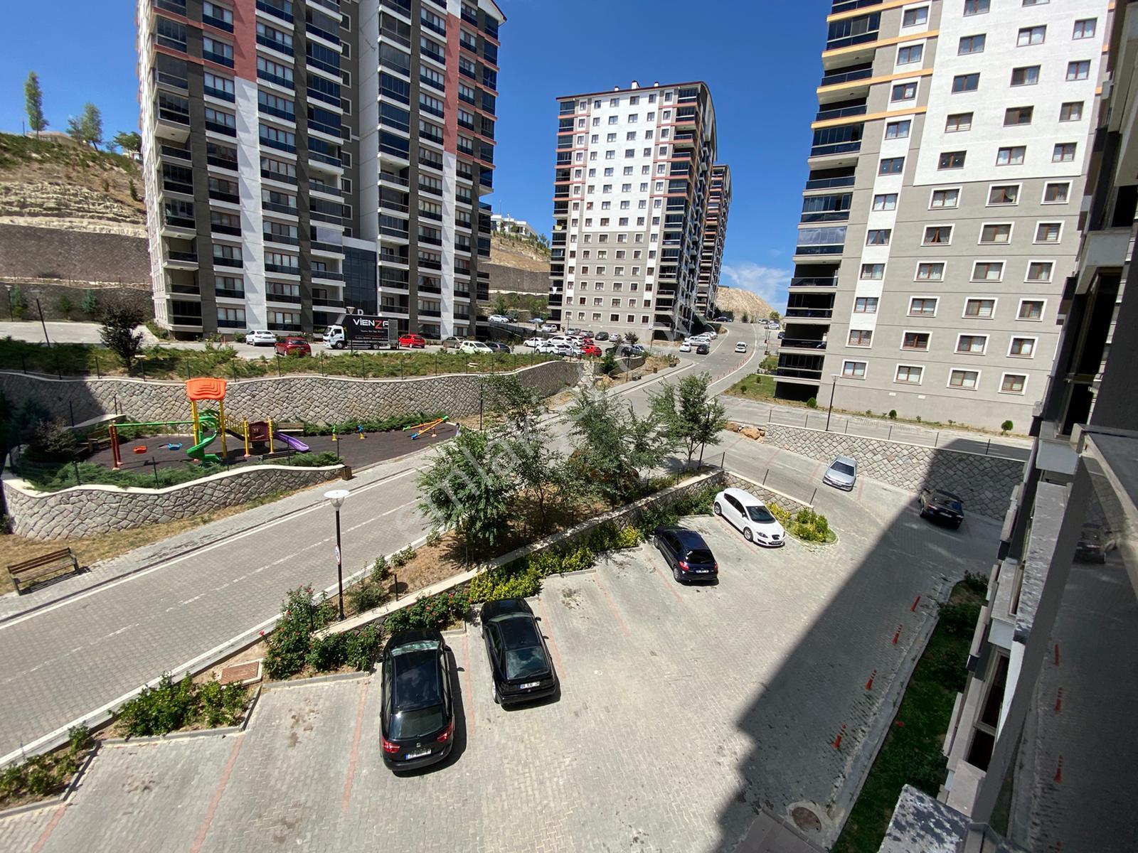 Mebuskent Sitesi 154m2 Ankastreli 2 Balkonlu Ferah Satılık 3+1 - Görsel 29
