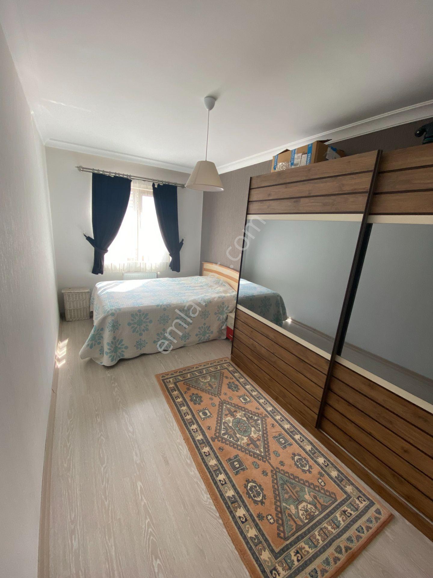 Mebuskent Sitesi 154m2 Ankastreli 2 Balkonlu Ferah Satılık 3+1 - Görsel 7