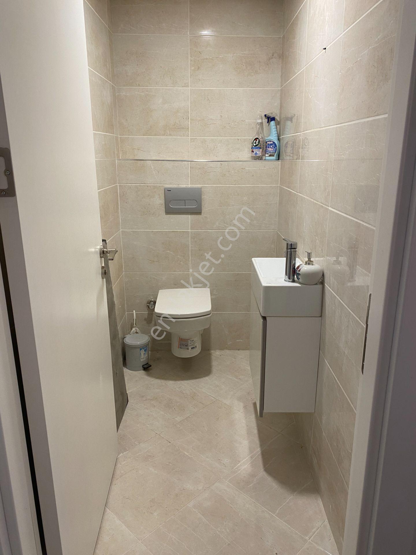 Mebuskent Sitesi 154m2 Ankastreli 2 Balkonlu Ferah Satılık 3+1 - Görsel 22